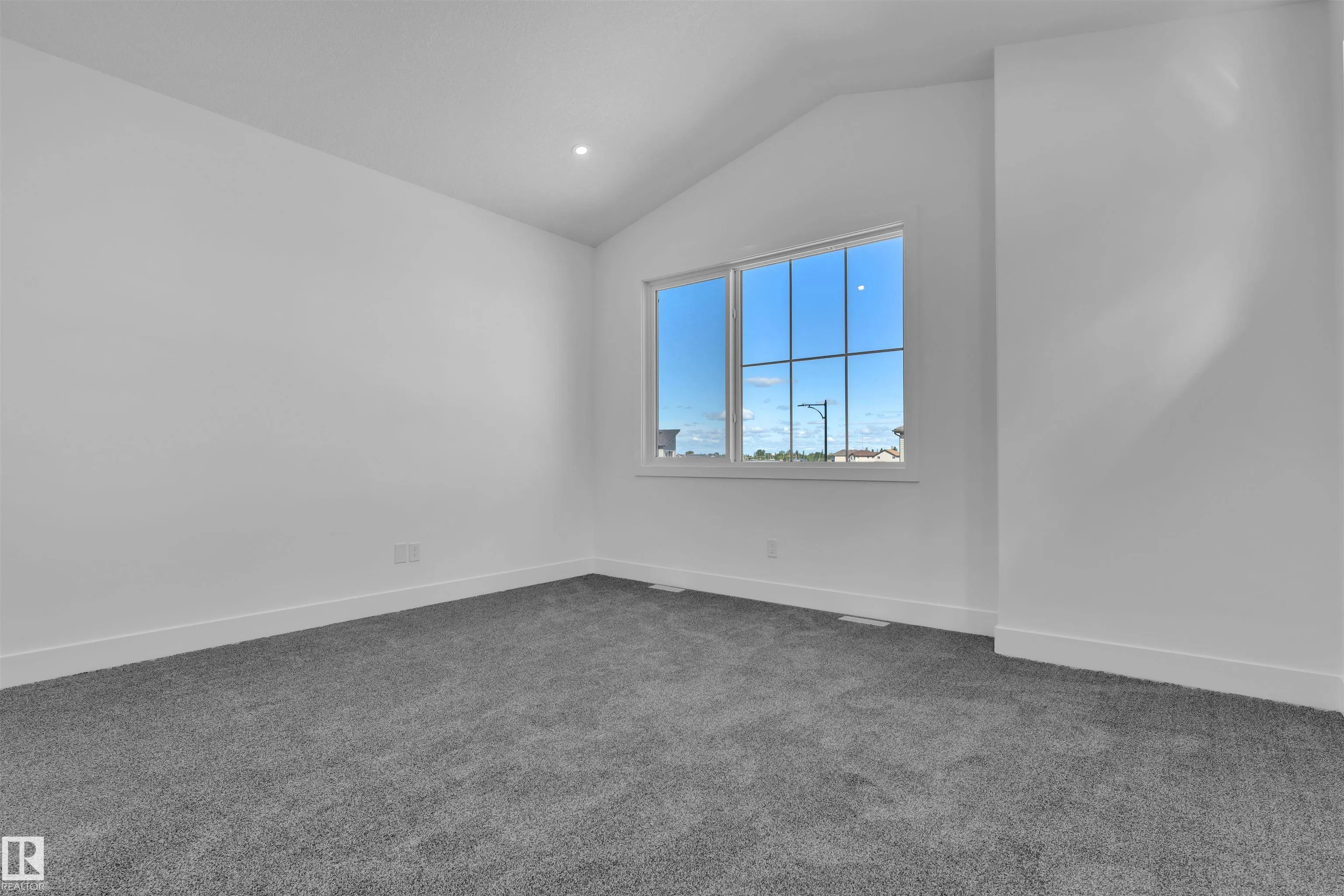 266 Munn Way