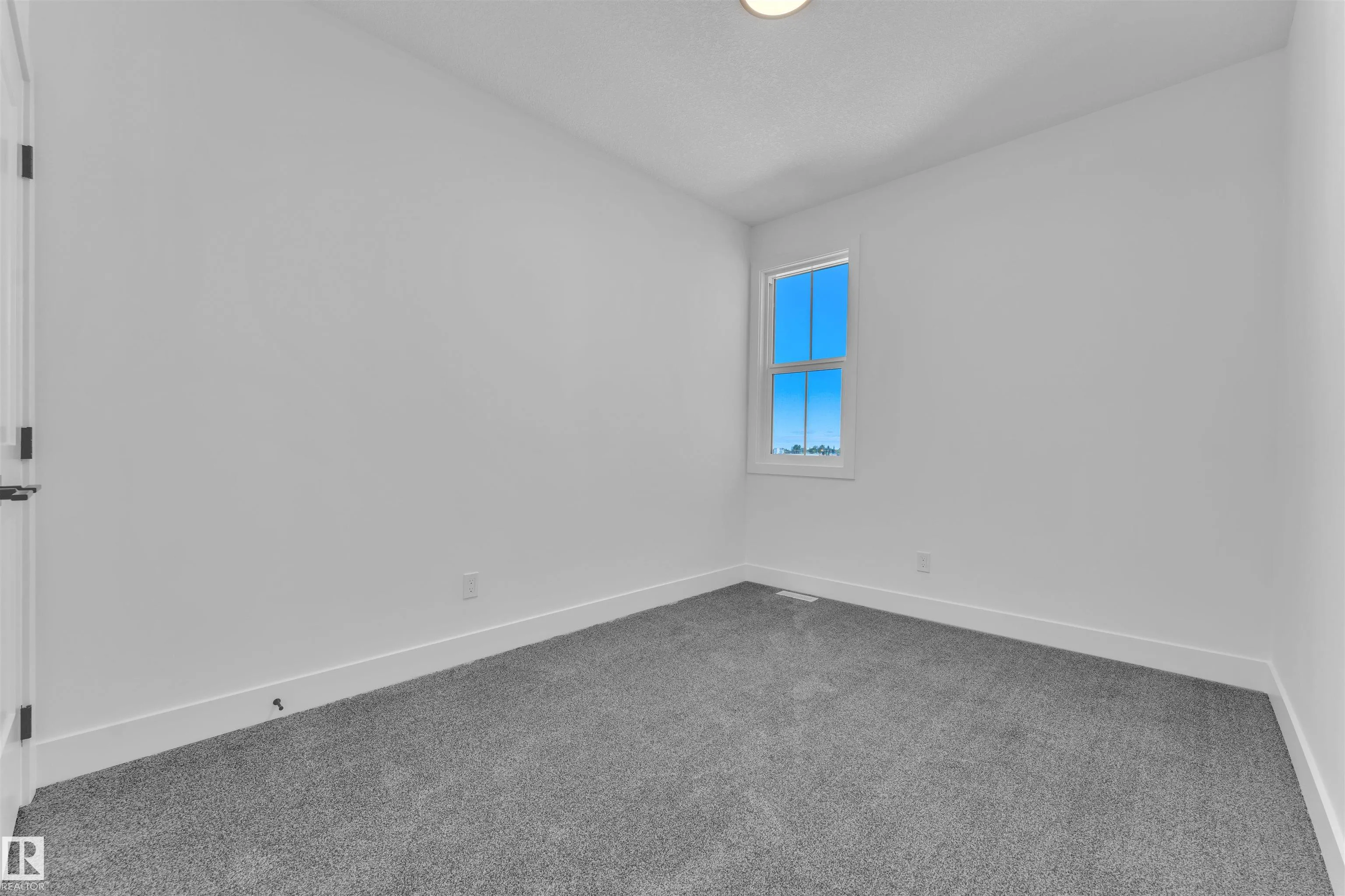 266 Munn Way