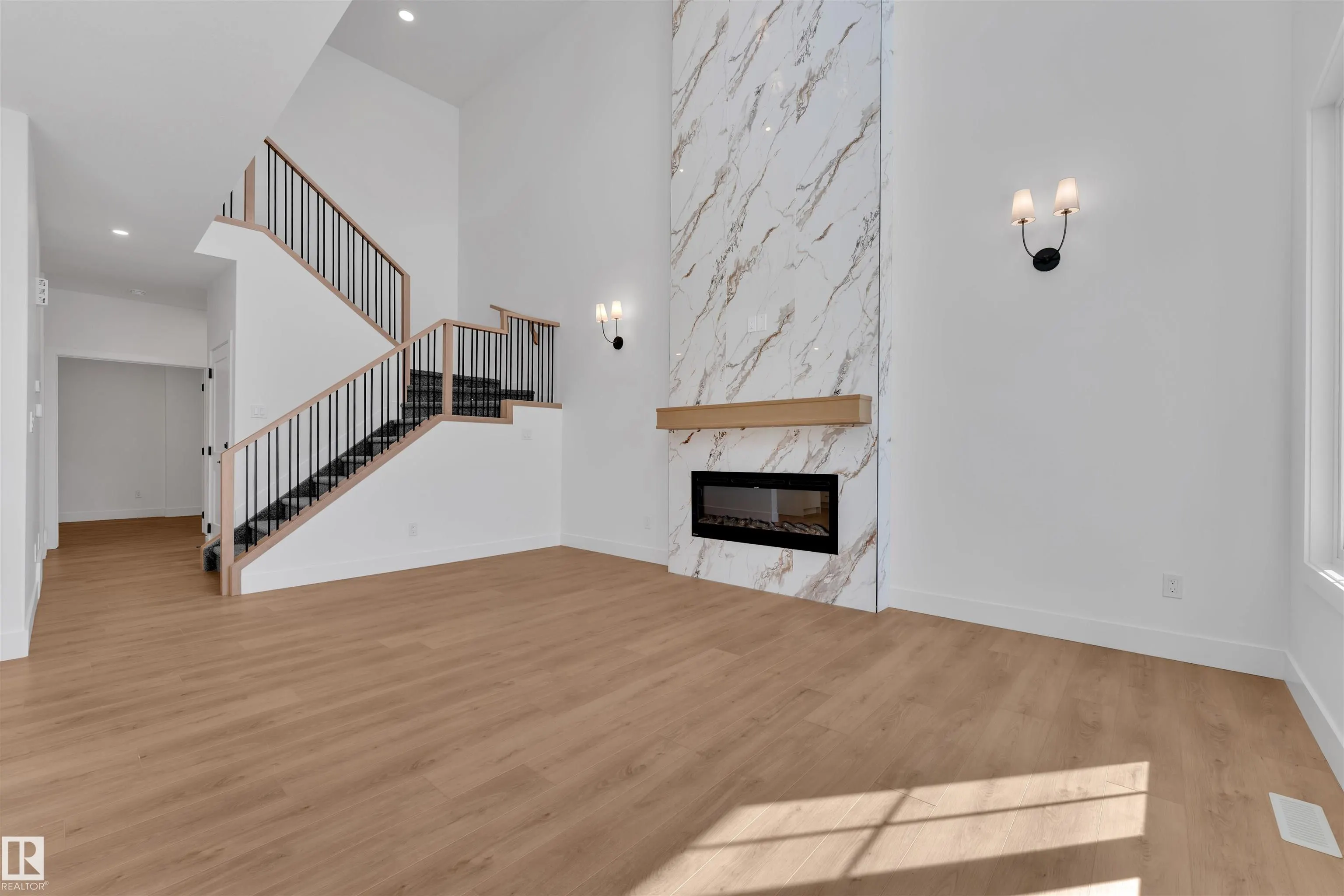 266 Munn Way