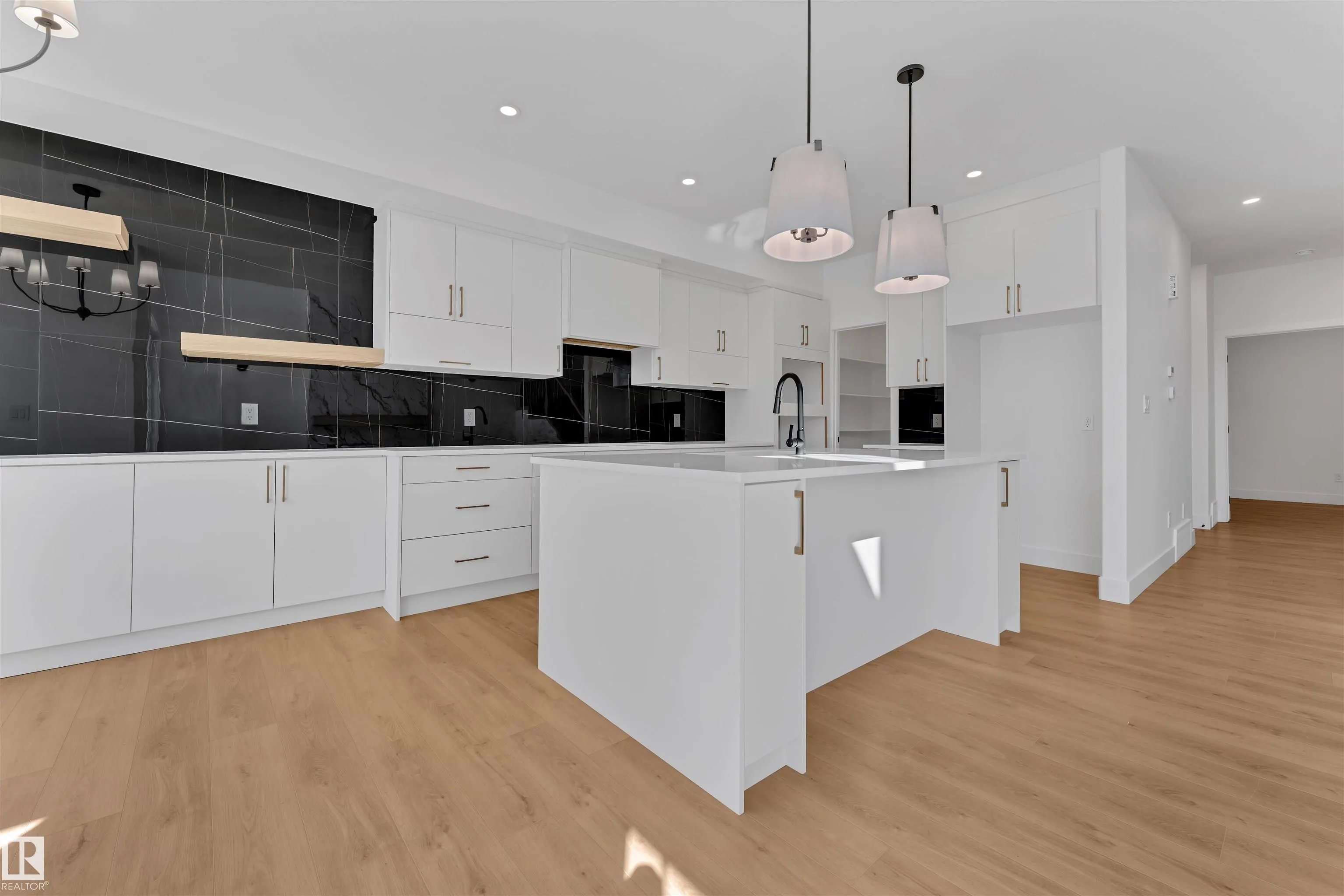 266 Munn Way