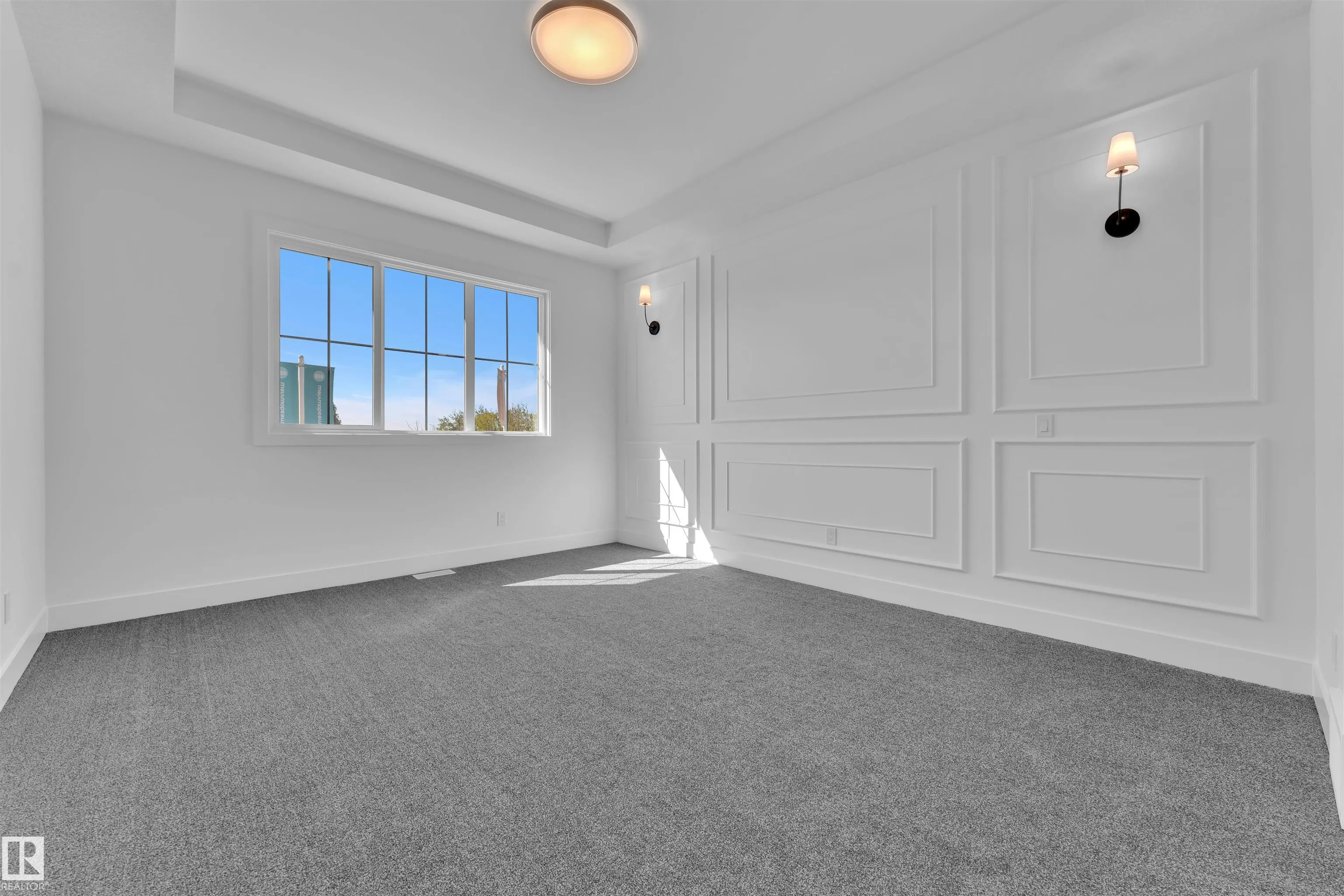 266 Munn Way