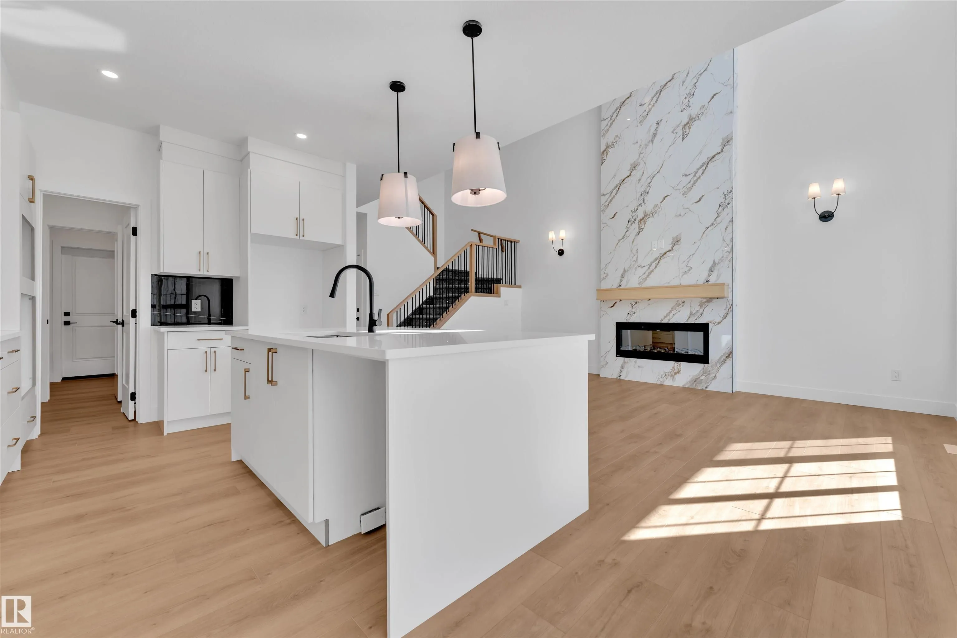 266 Munn Way