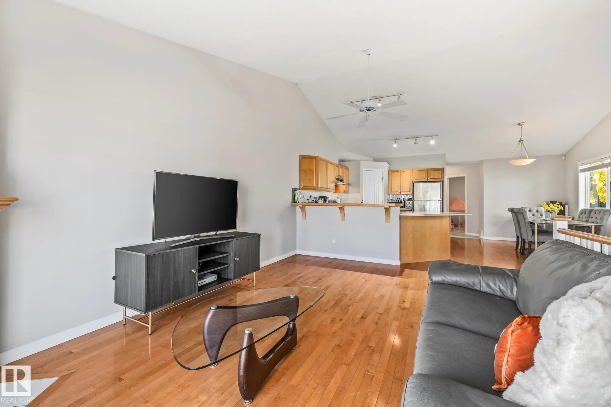 303 LEGER Way