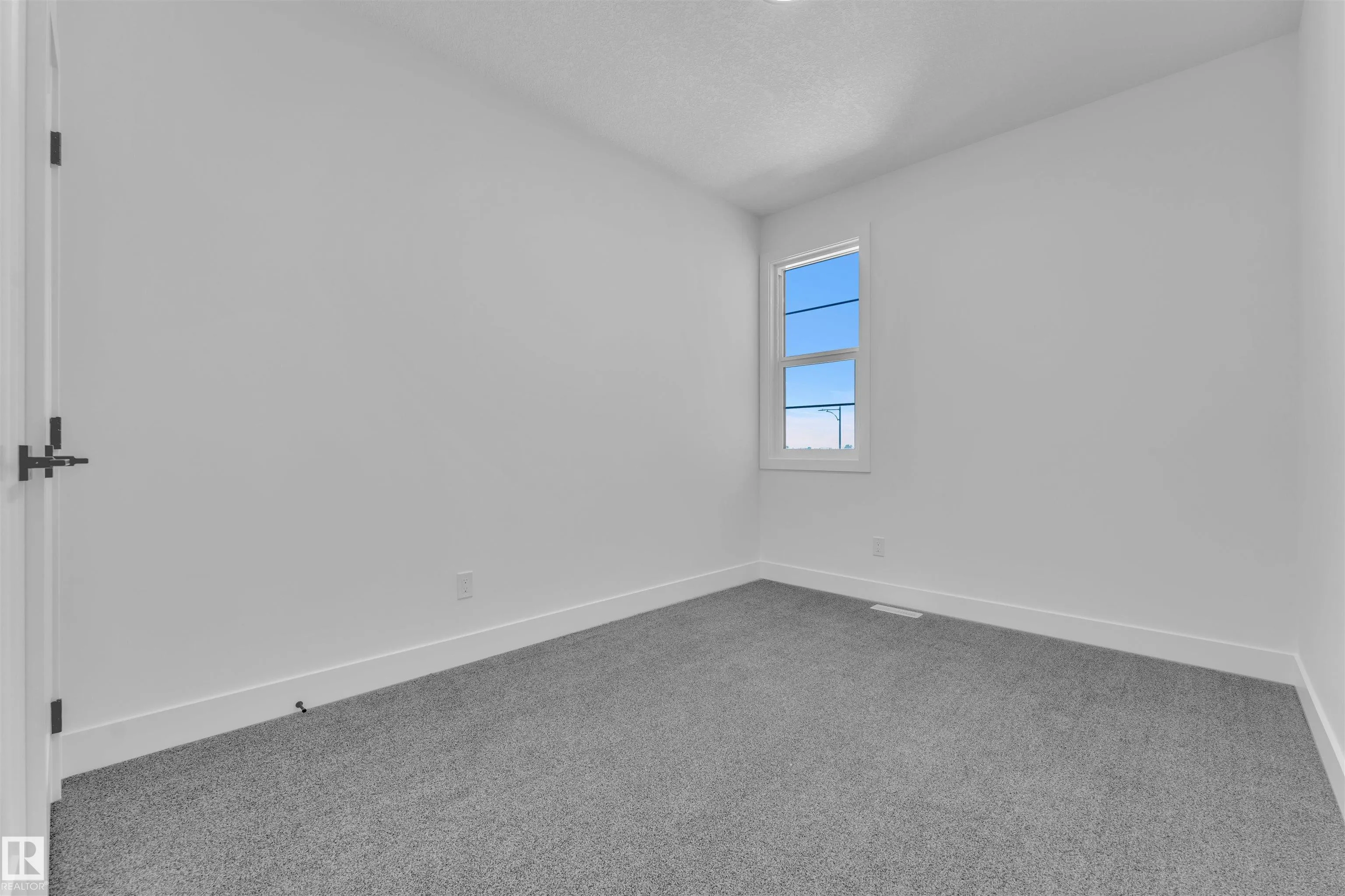 268 Munn Way