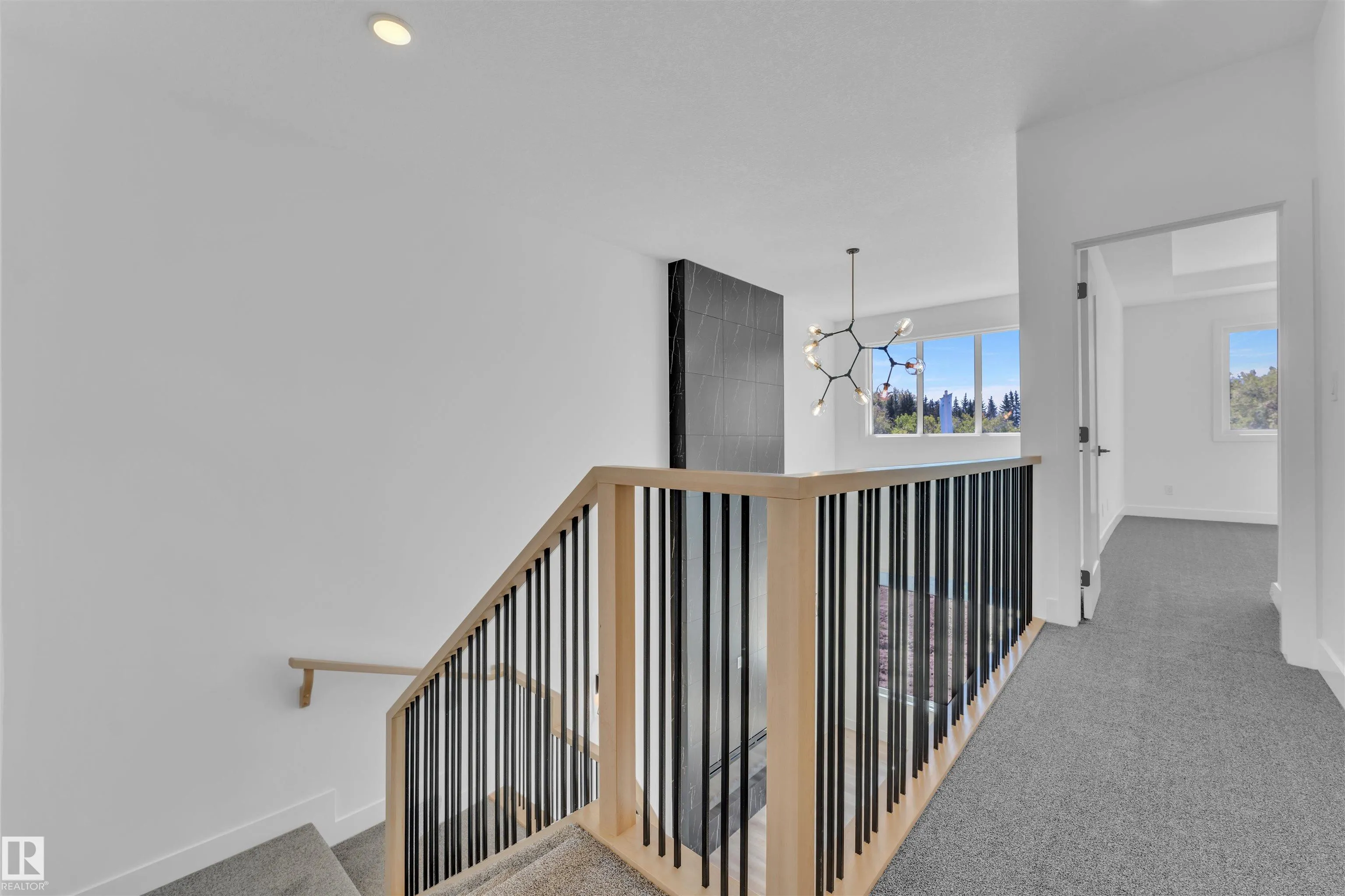 268 Munn Way