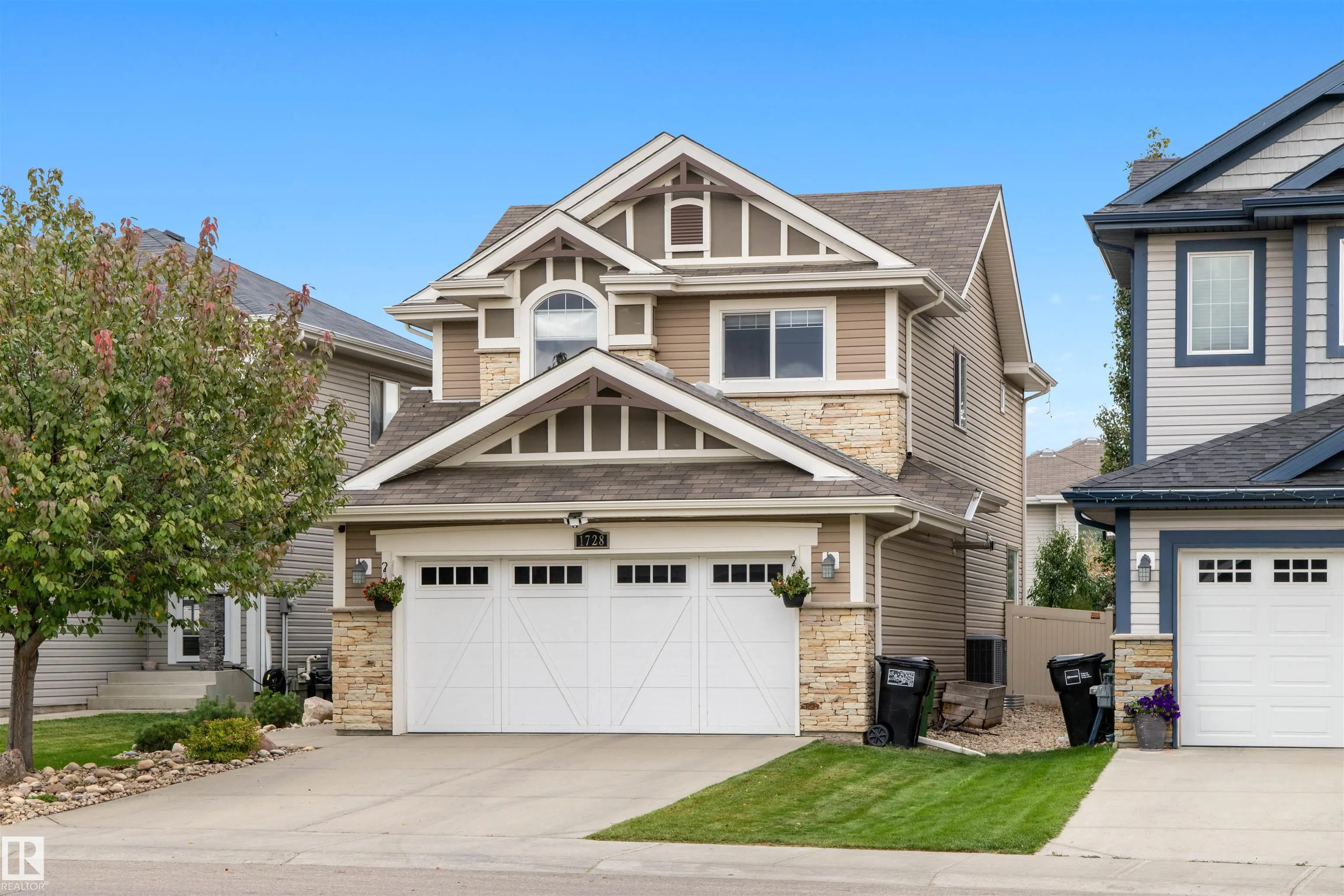 1728 Hammond Crescent