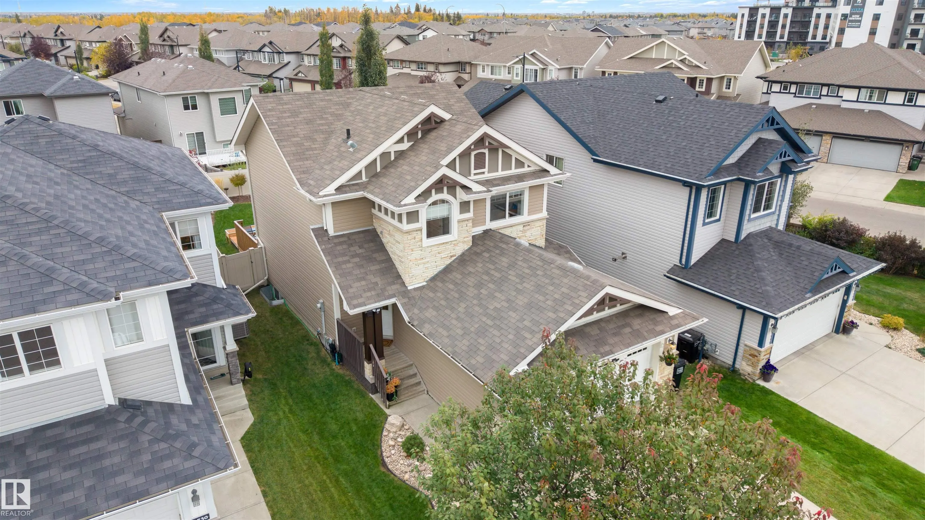 1728 Hammond Crescent