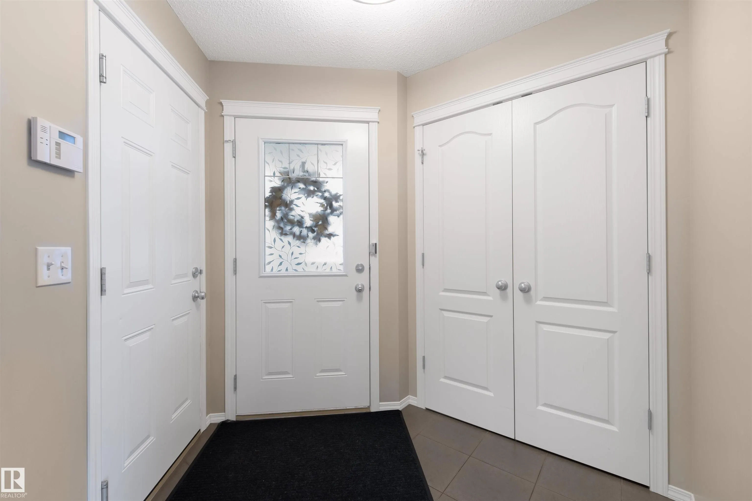 1728 Hammond Crescent