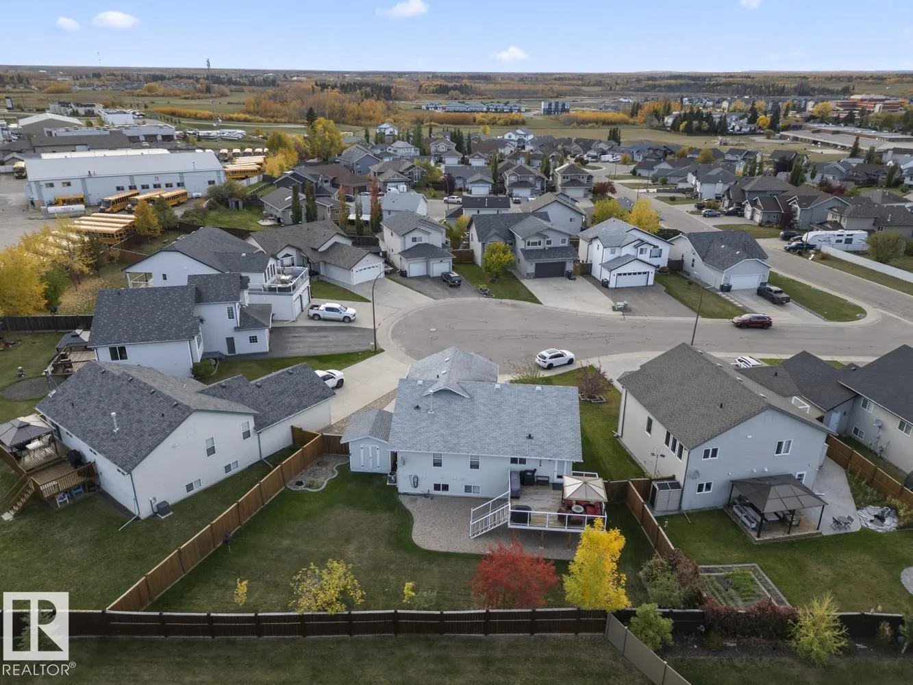 708 GROUSE Close