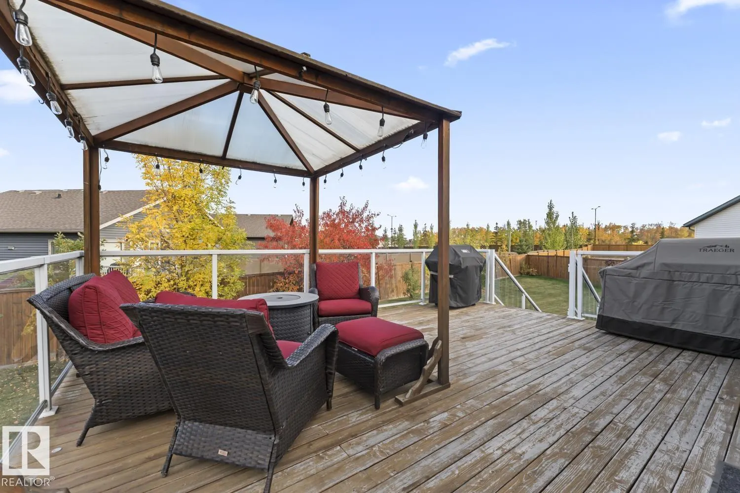 708 GROUSE Close