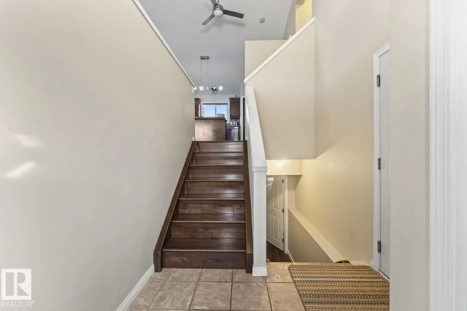 708 GROUSE Close