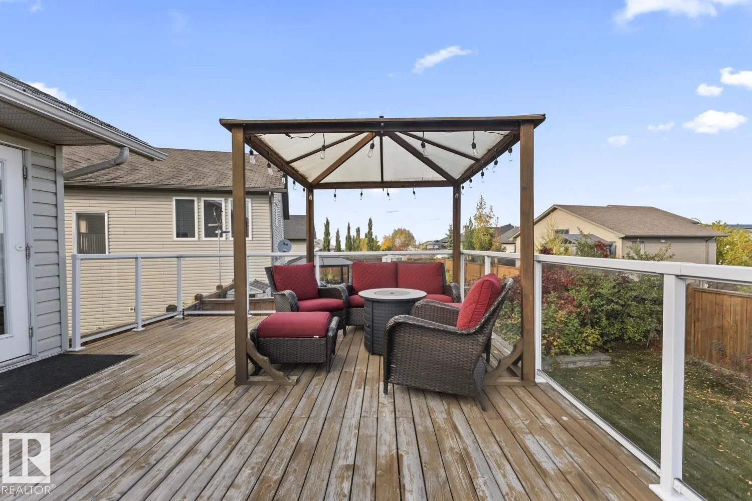 708 GROUSE Close