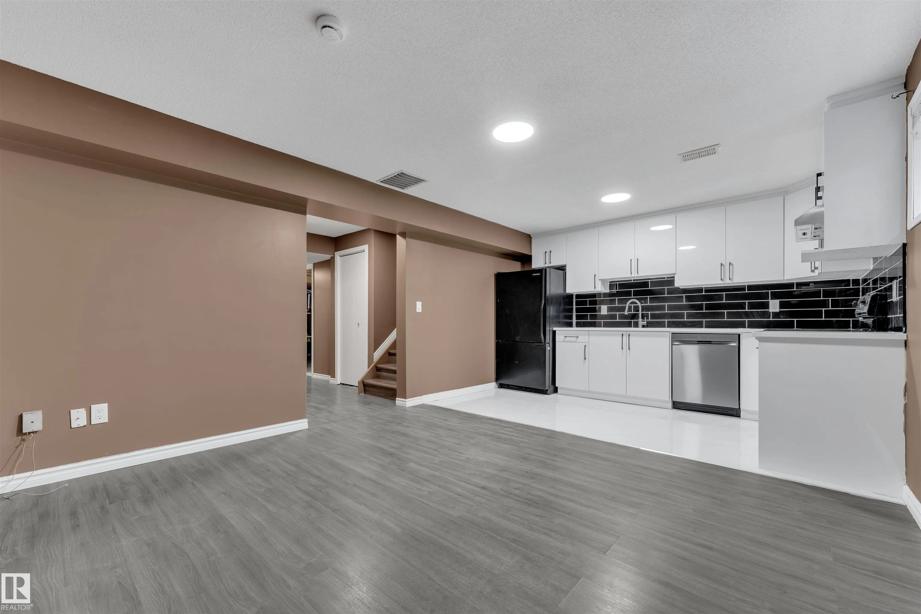 756 JOHNS Road