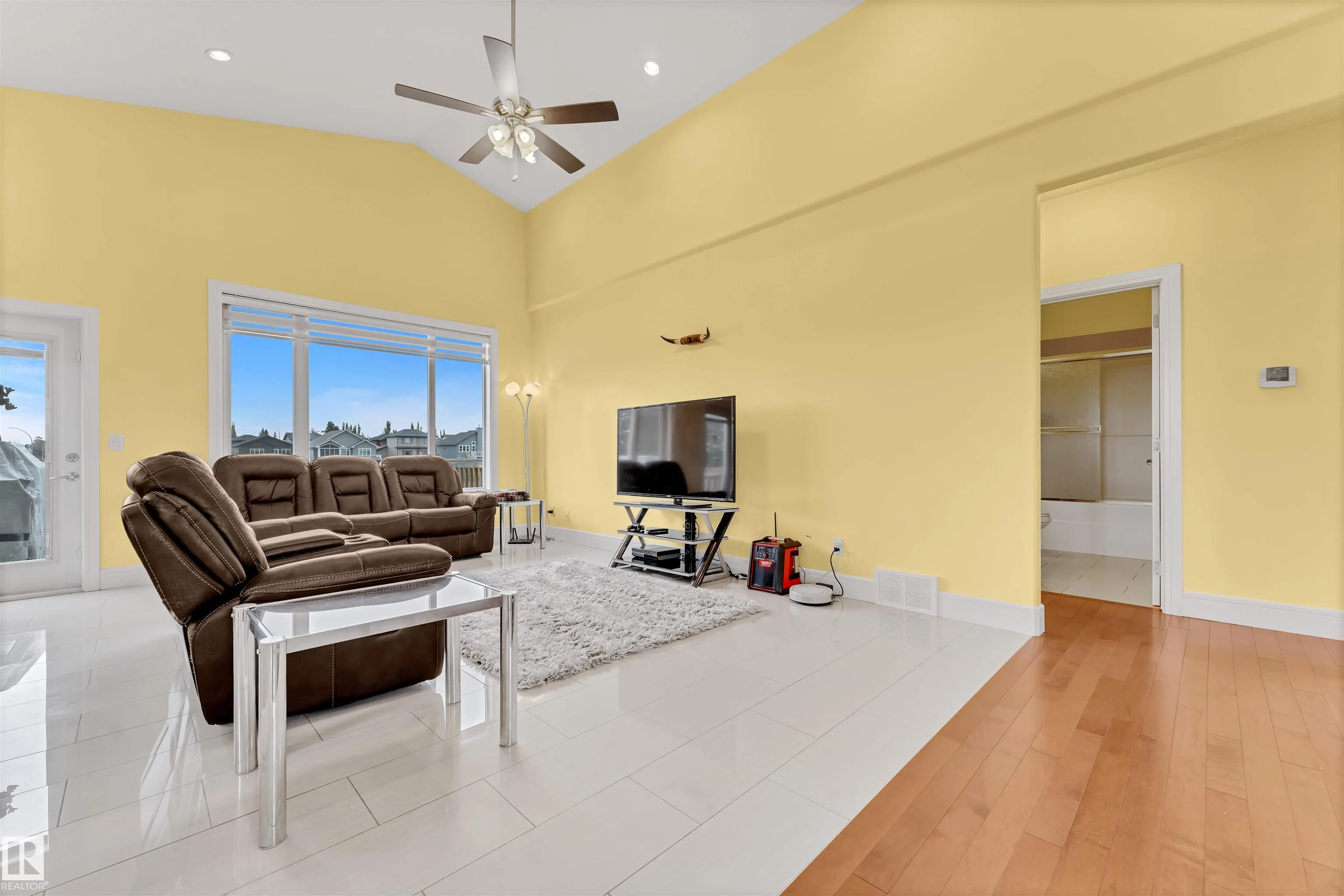 1 Southbridge Drive