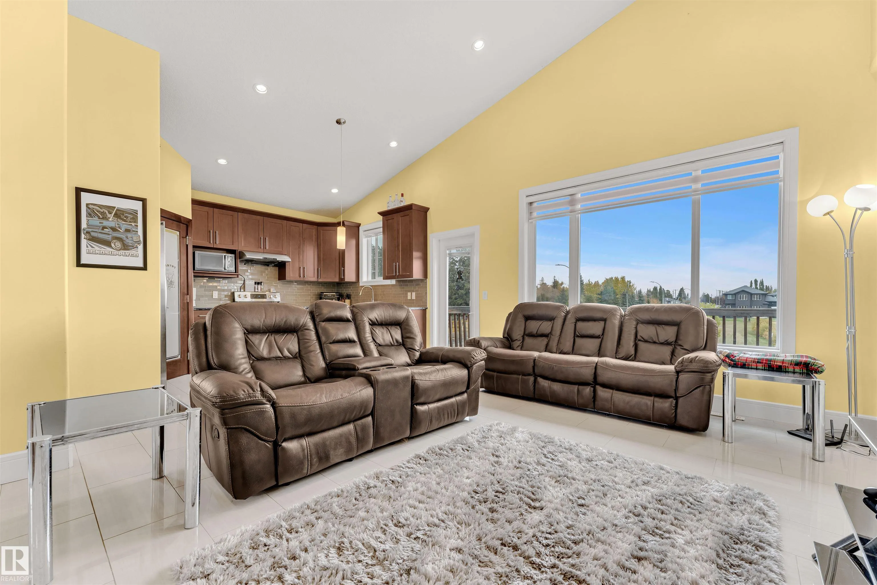 1 Southbridge Drive