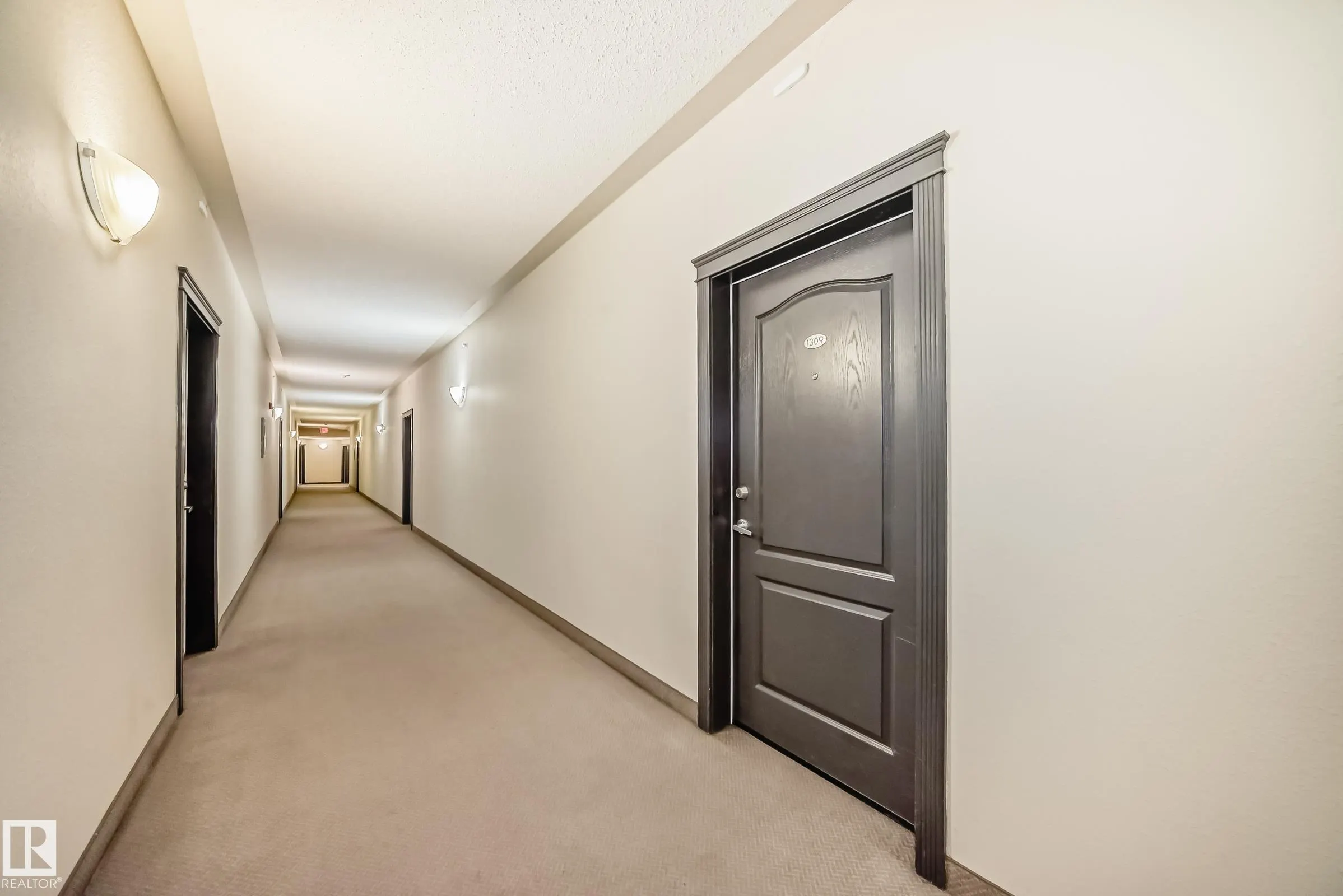 7339 SOUTH TERWILLEGAR DR NW