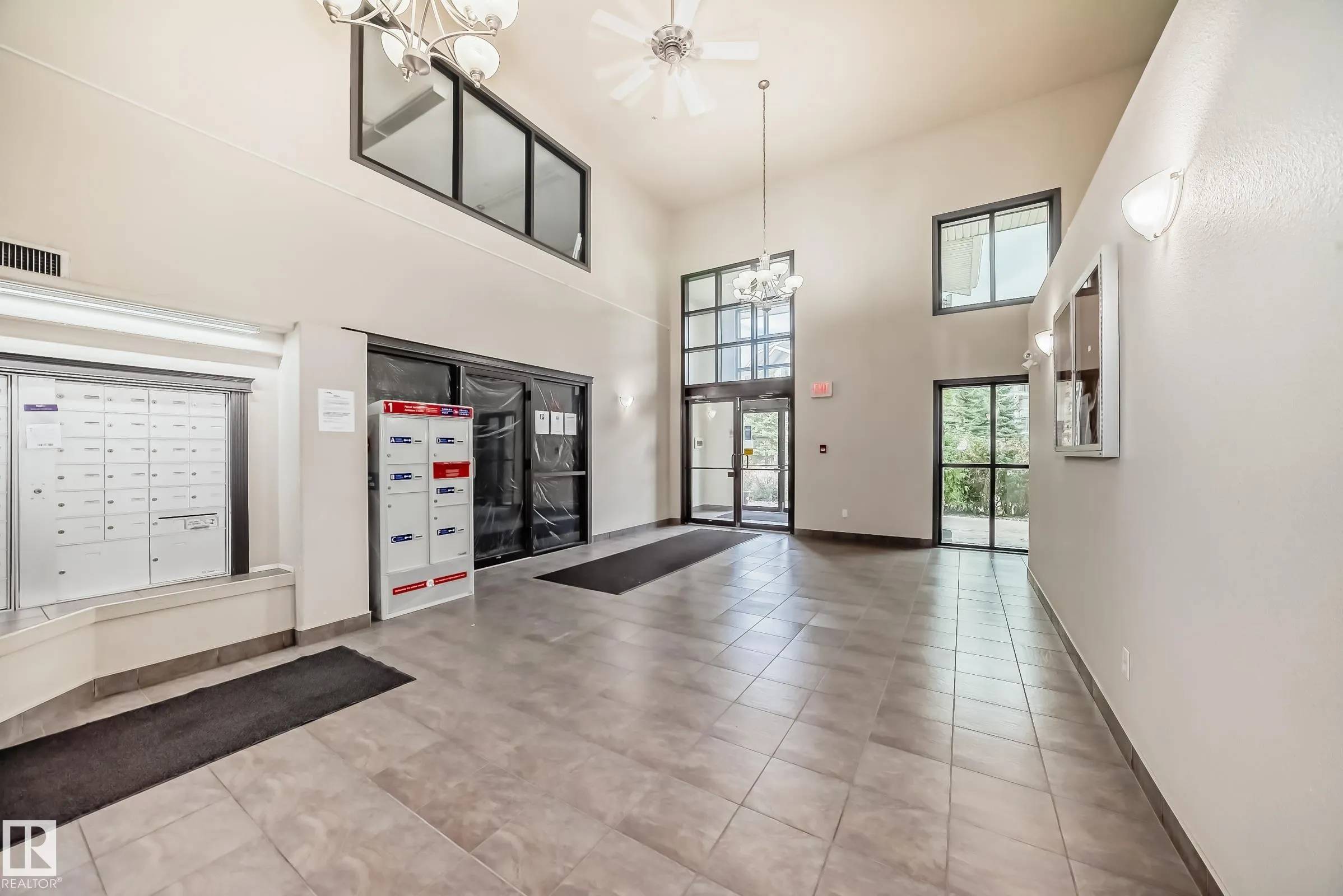 7339 SOUTH TERWILLEGAR DR NW