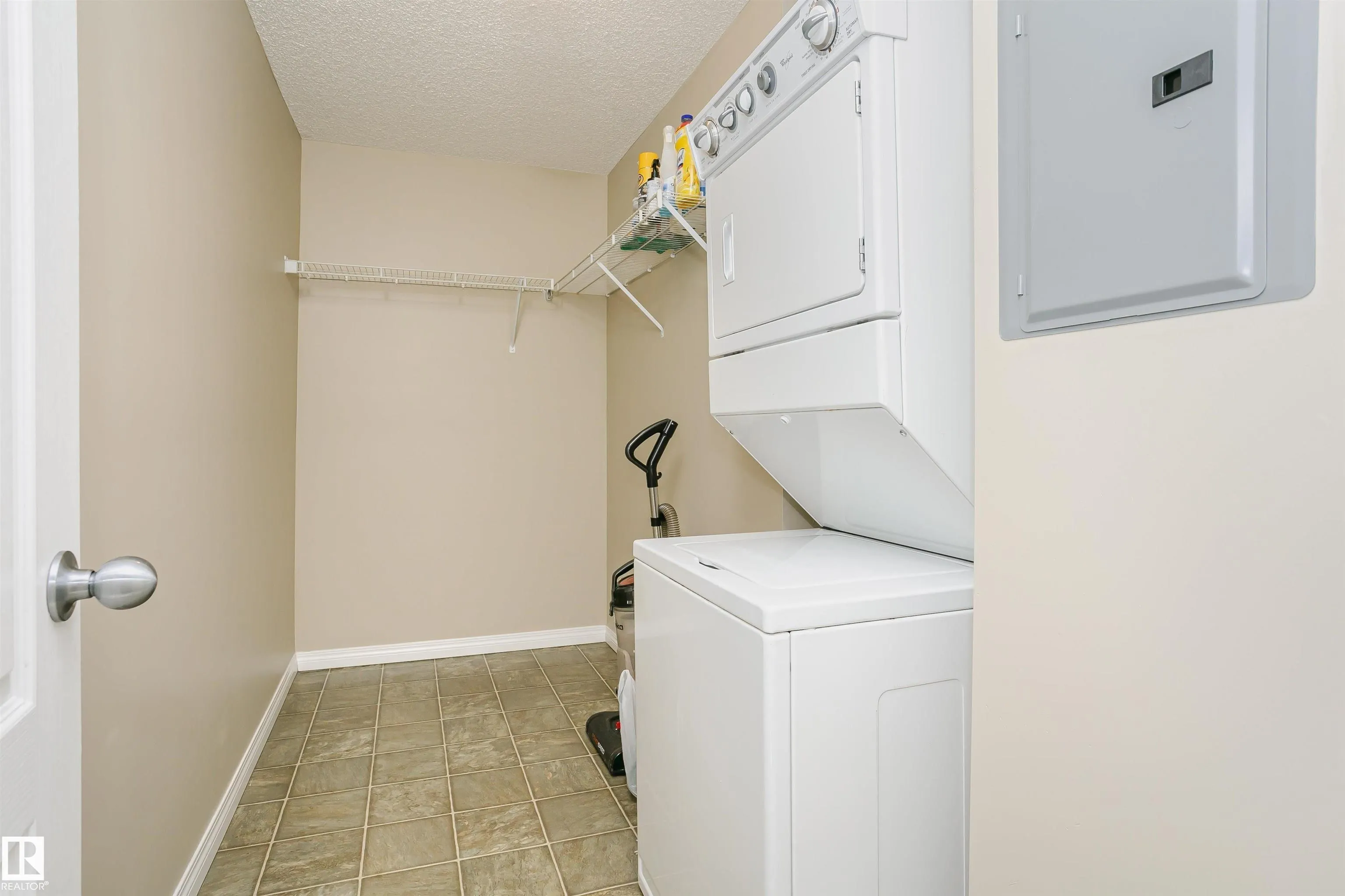 7339 SOUTH TERWILLEGAR DR