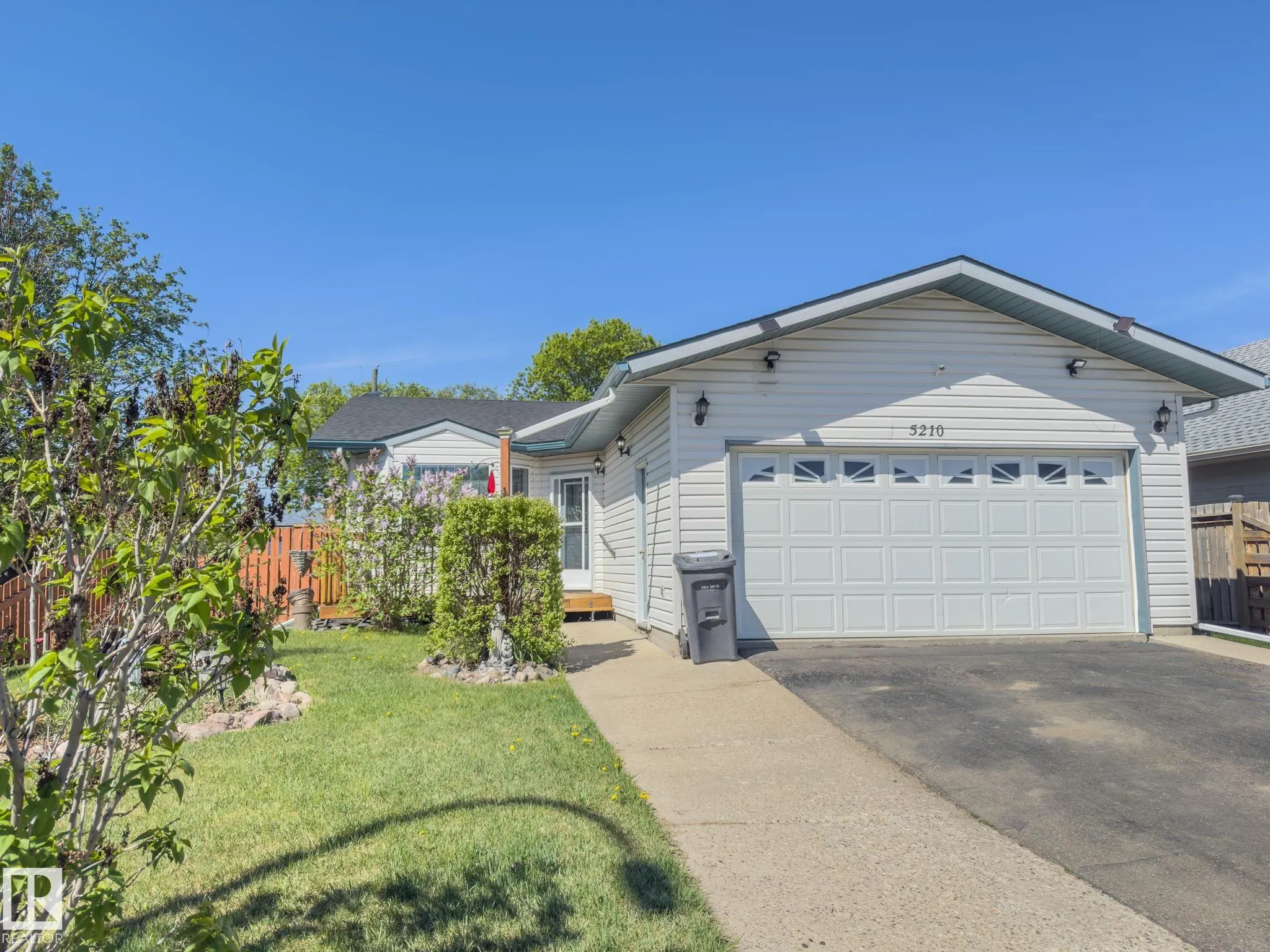 5210 50 Street