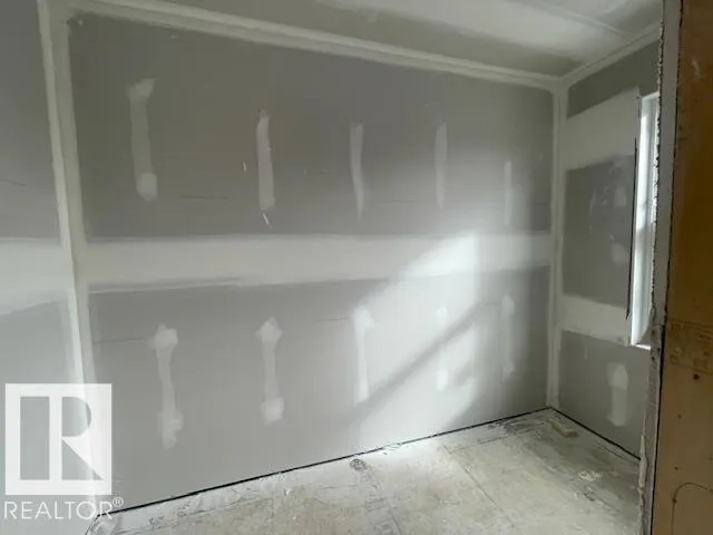 10 ENNS Court