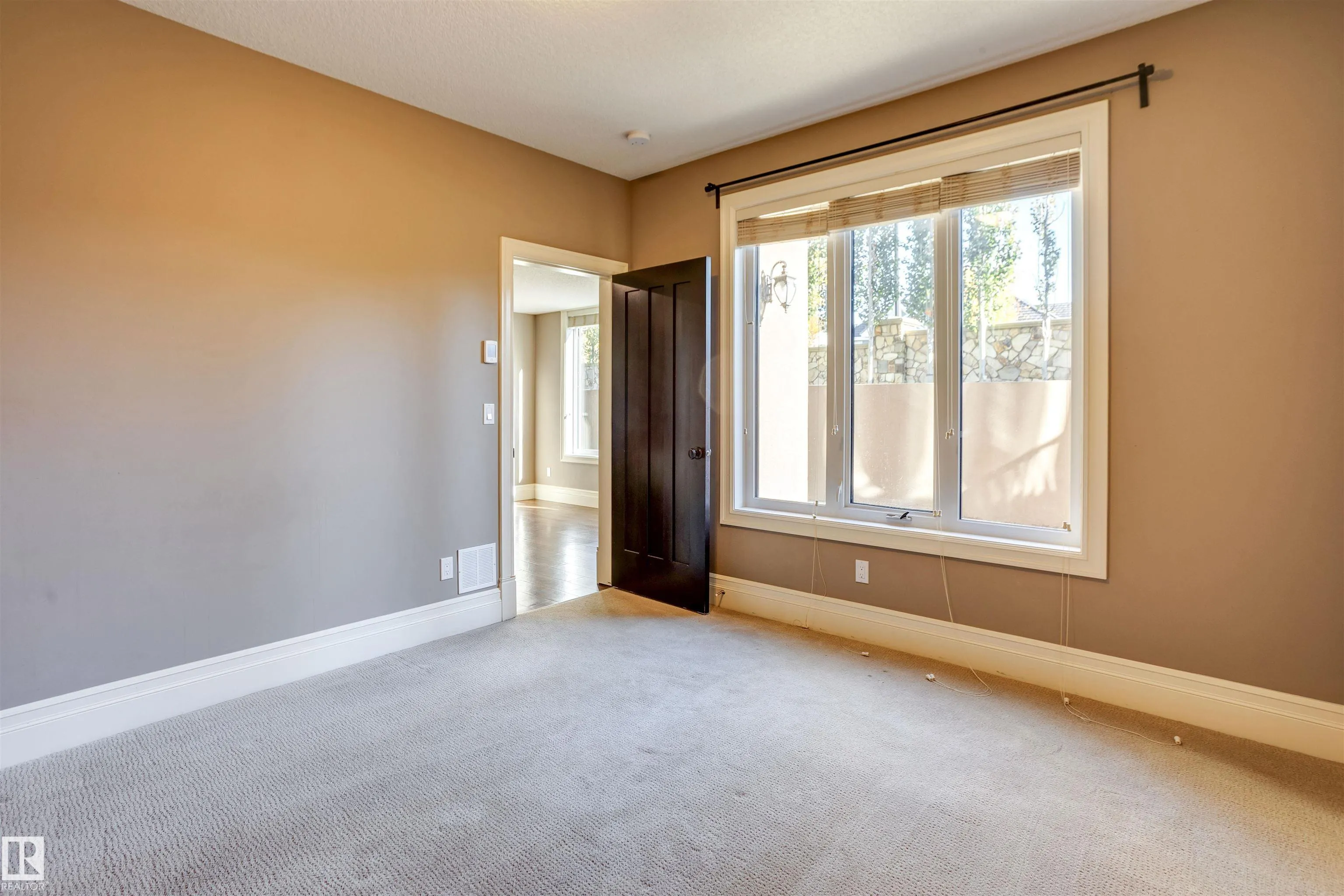 2807 WHEATON Drive
