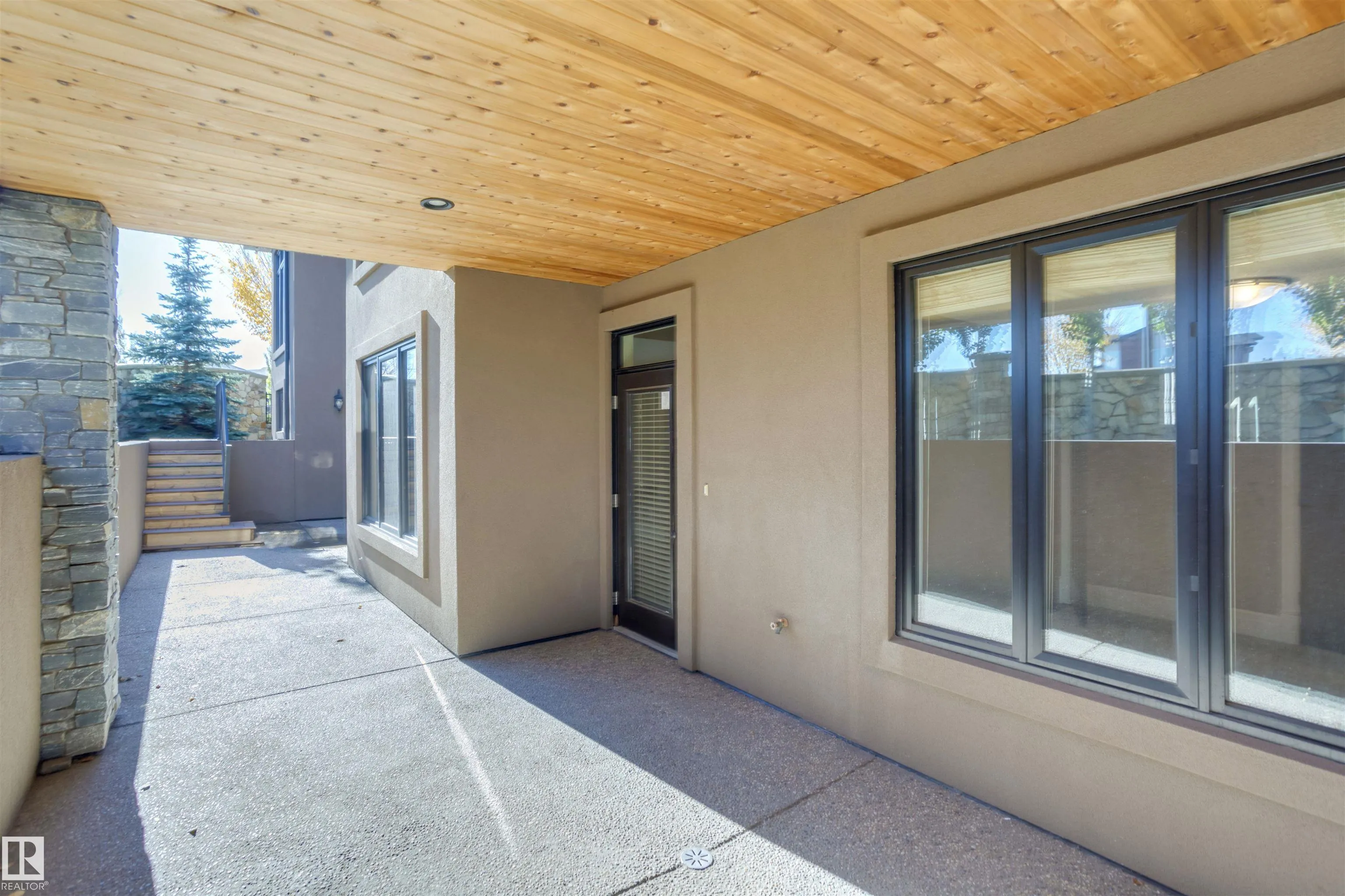 2807 WHEATON Drive