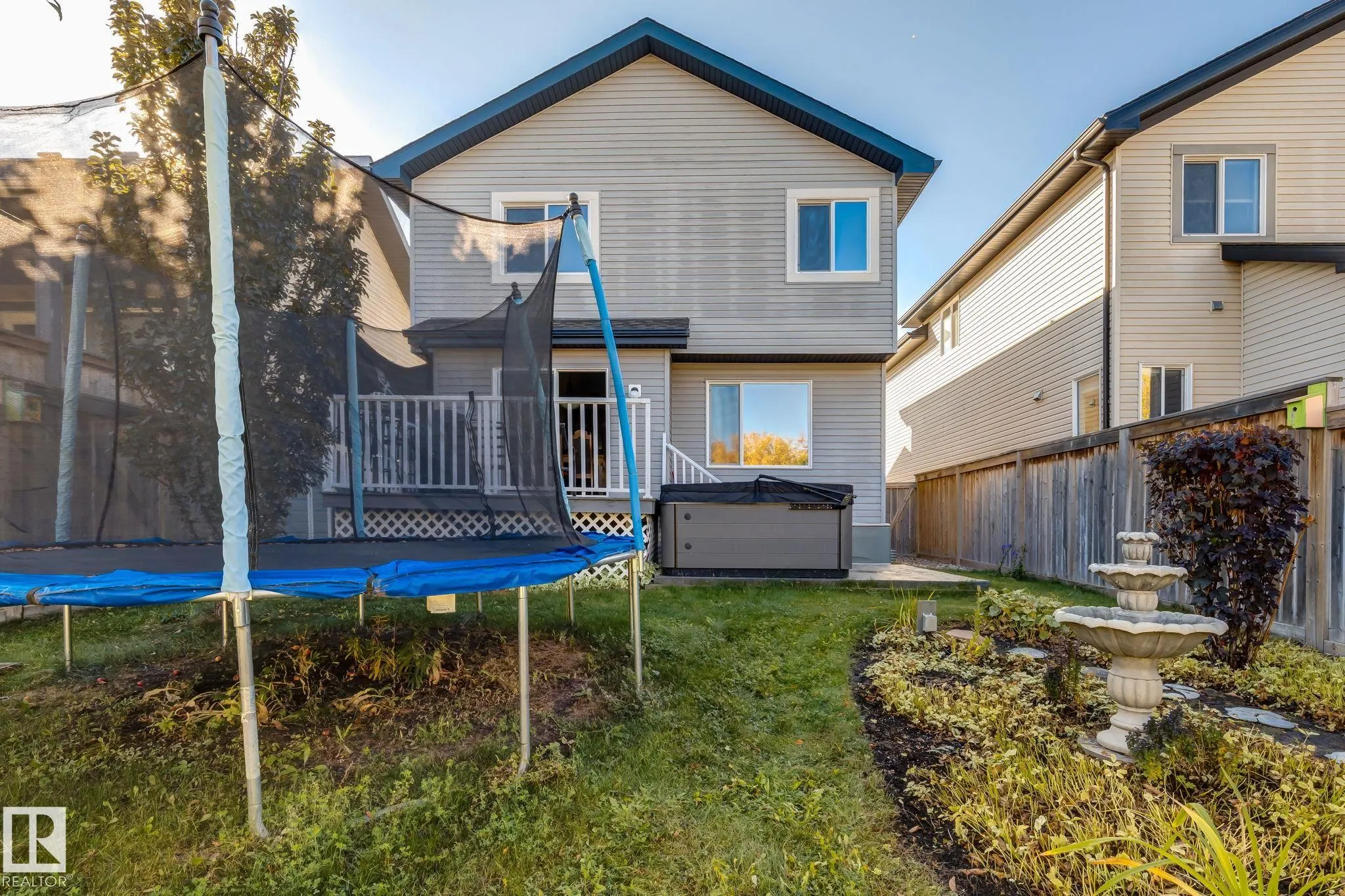 182 WELLINGTON Place