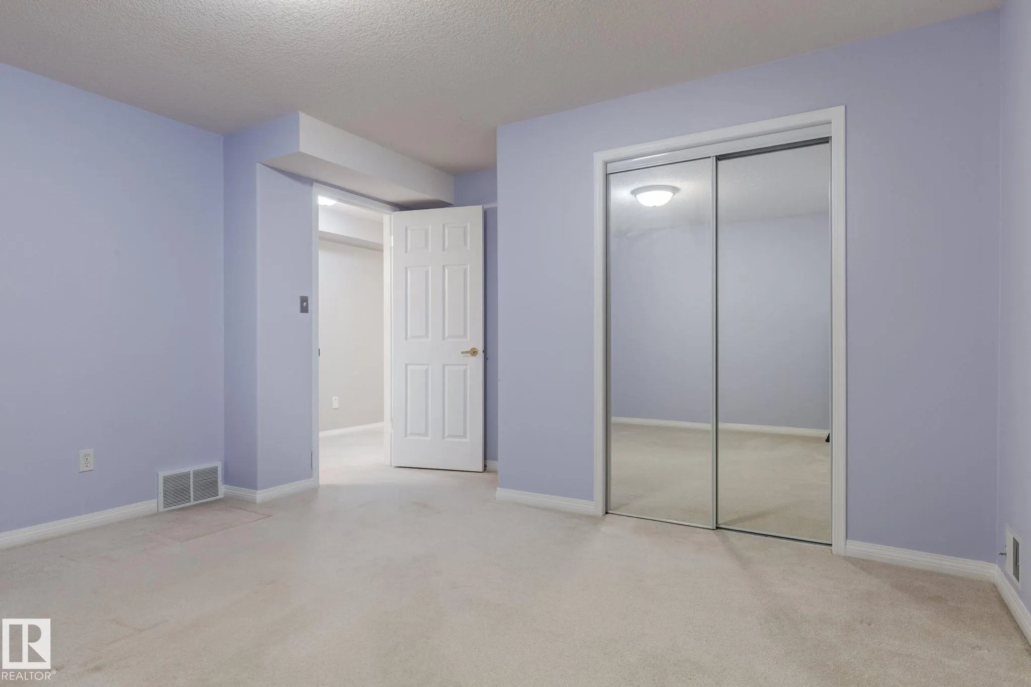 201 BOTHWELL Drive