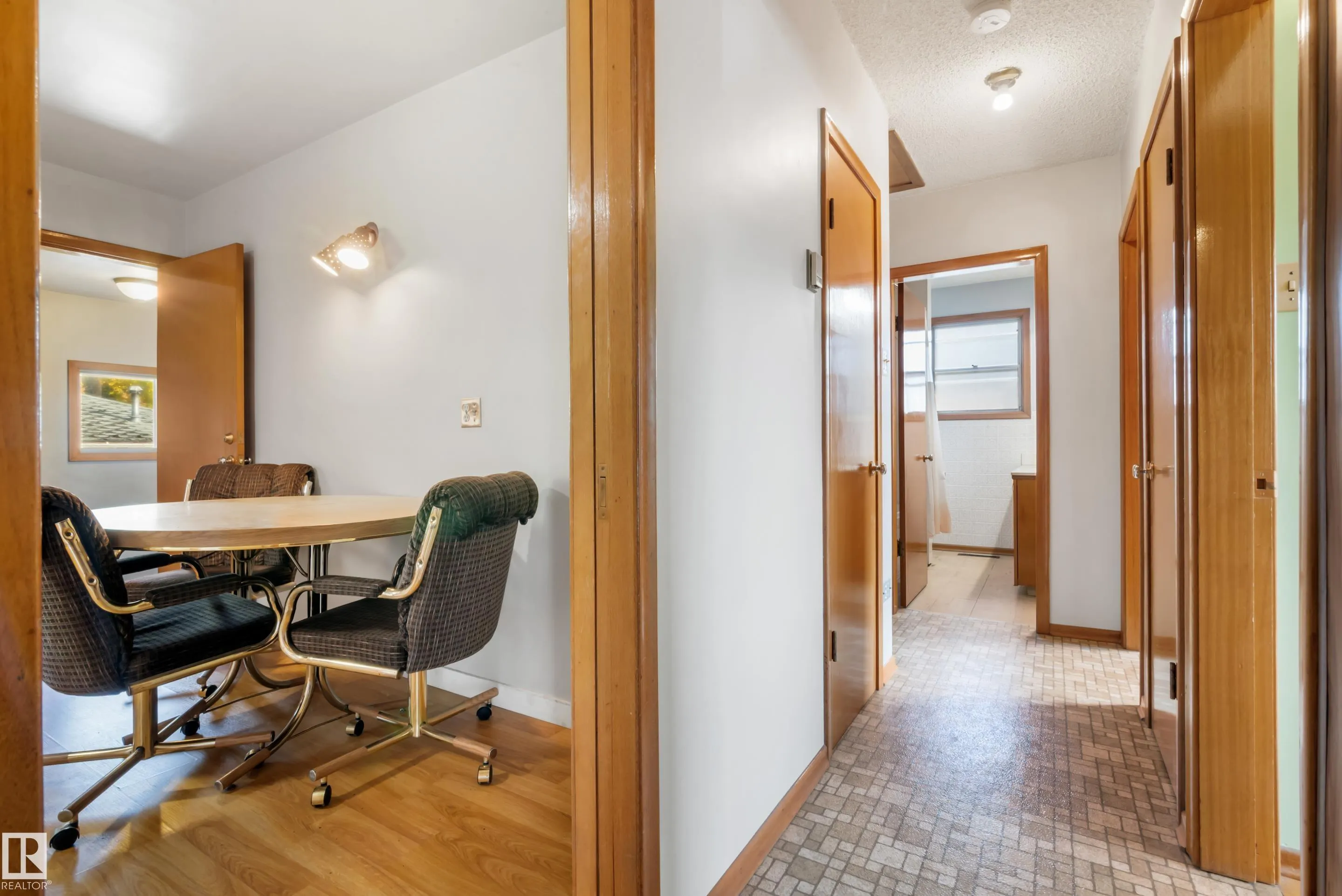 8736 66 Avenue