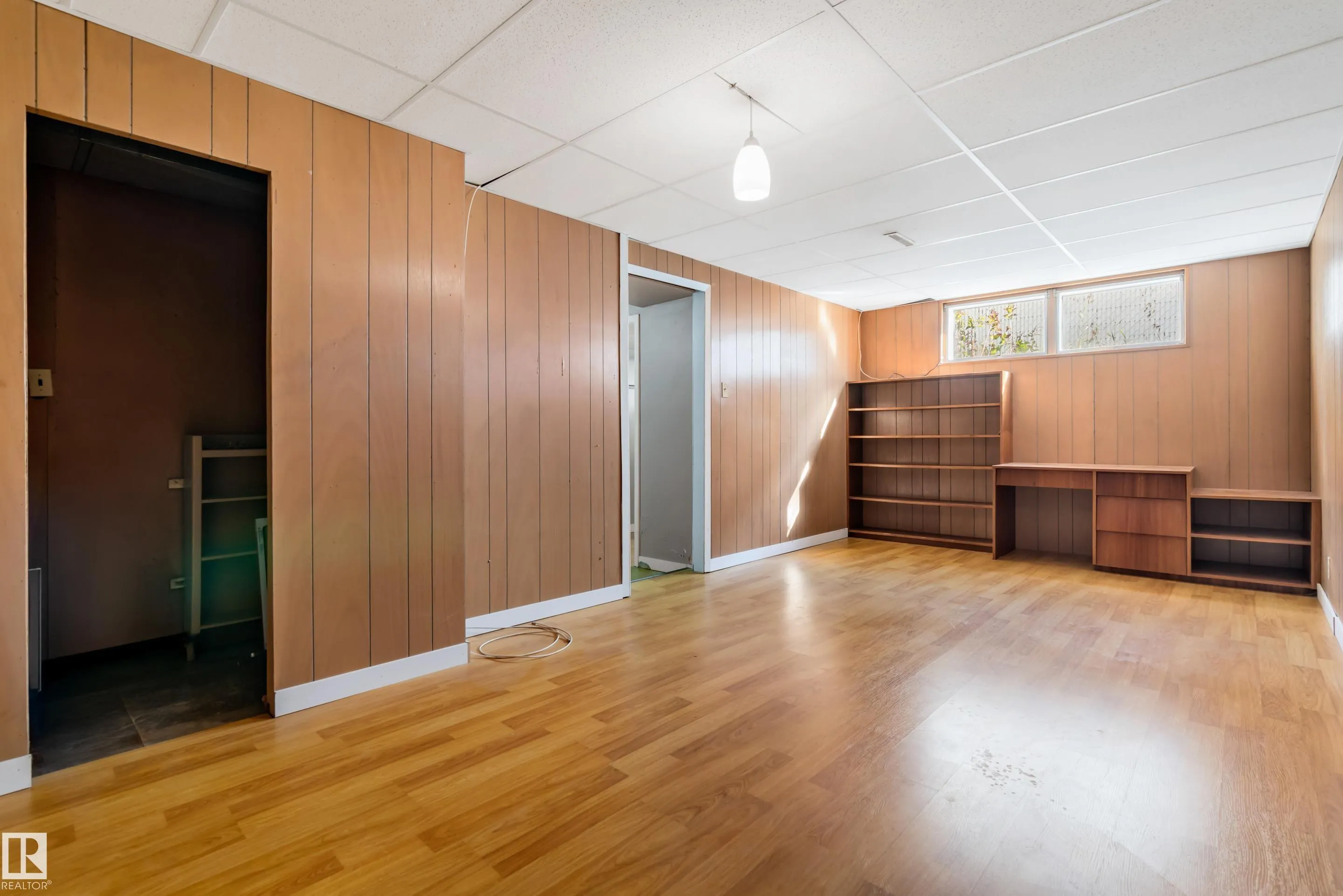 8736 66 Avenue