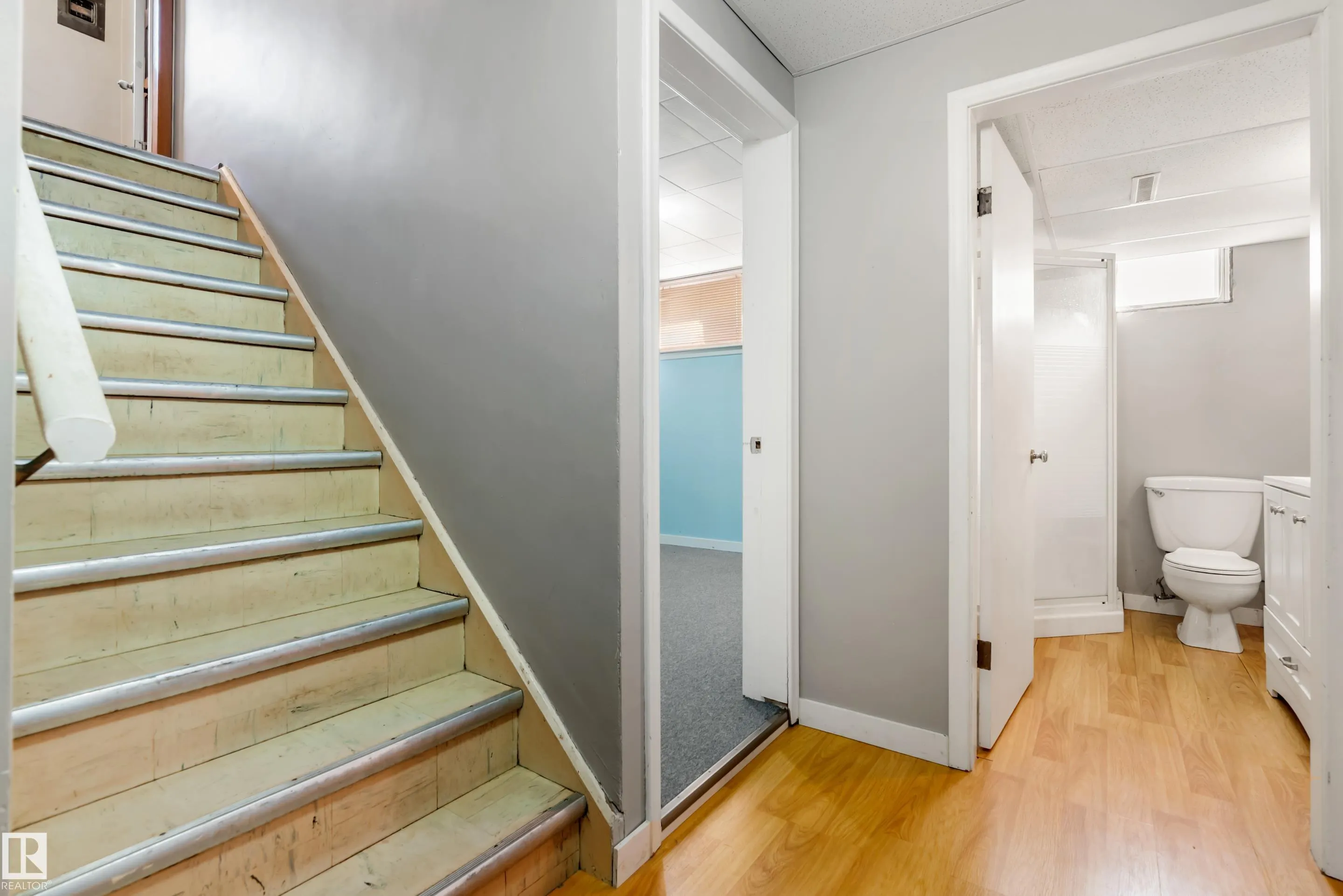 8736 66 Avenue