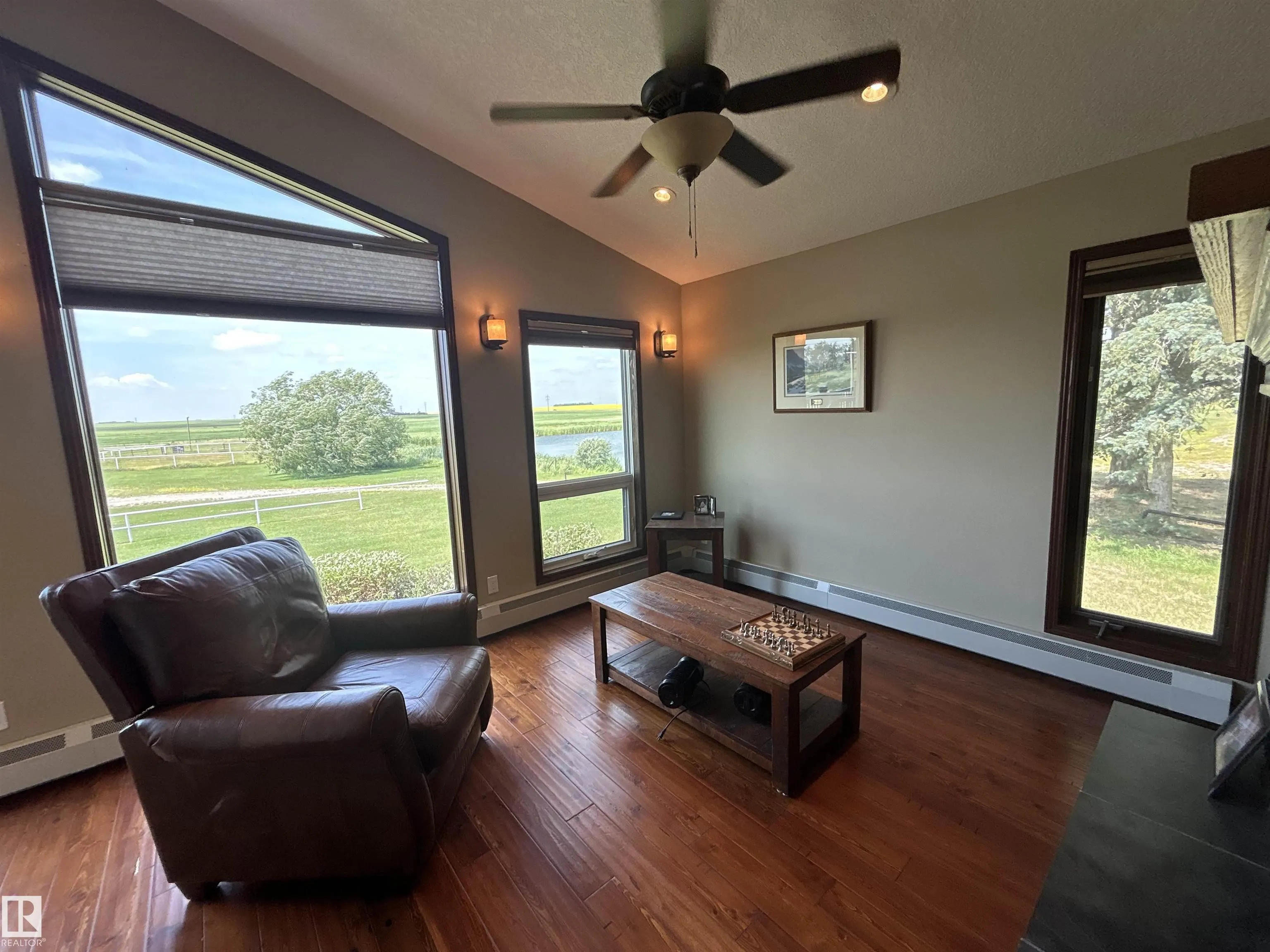 241064 Range Road 263