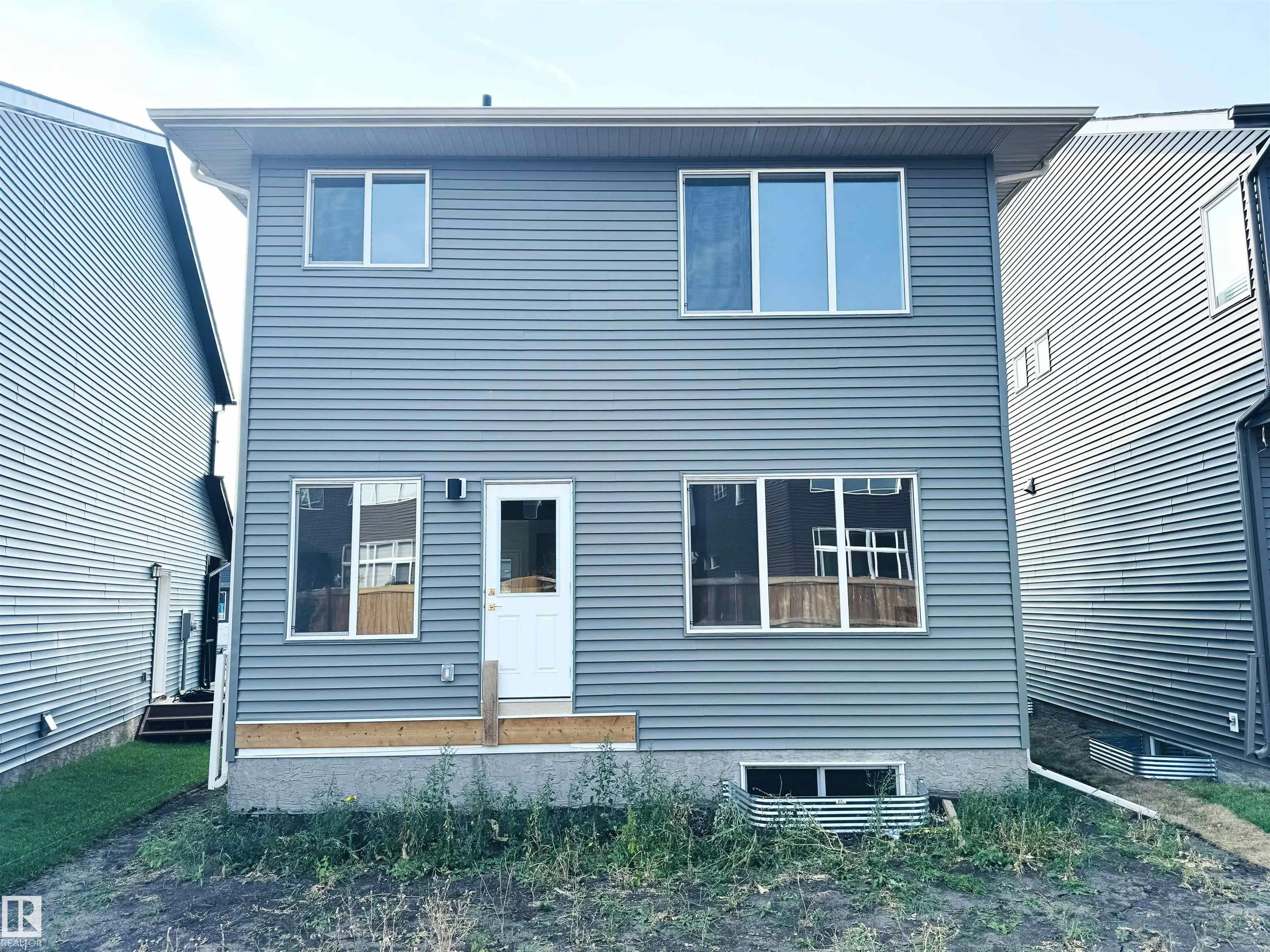 4856 HAWTHRON Bend