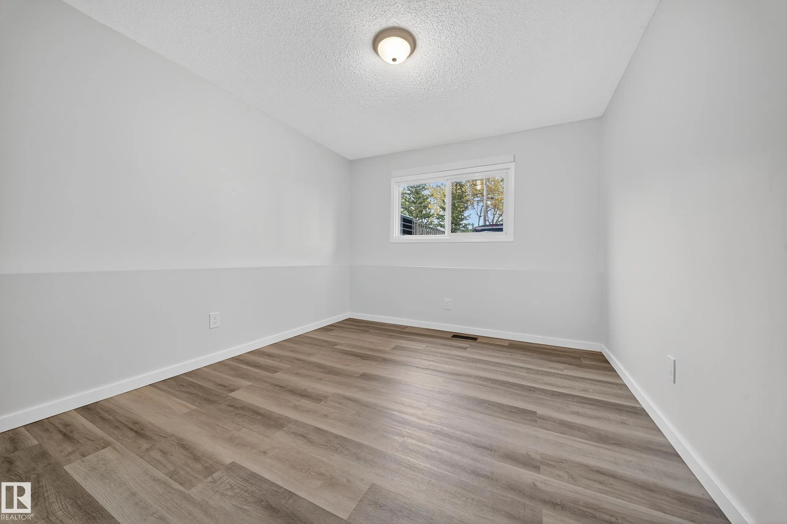 10313 150 Street