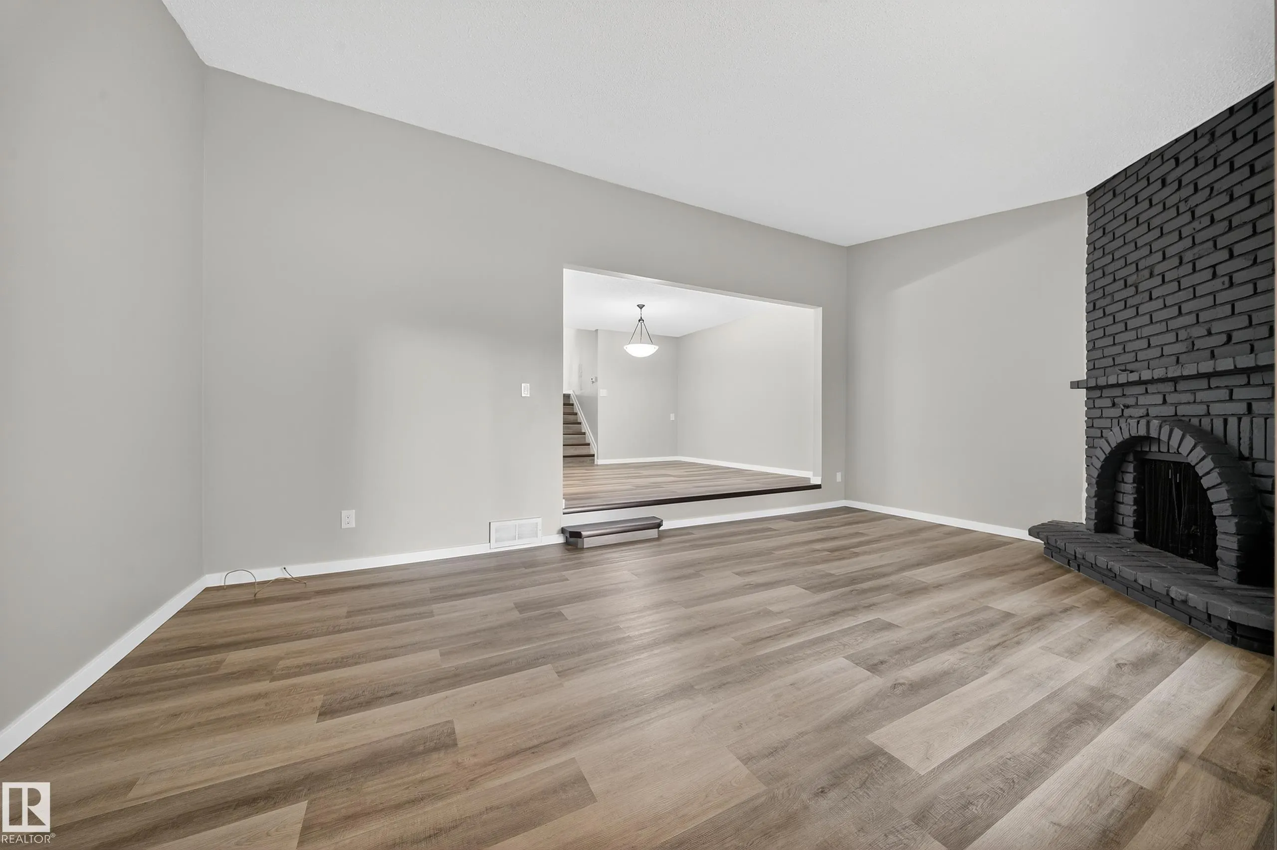 10313 150 Street