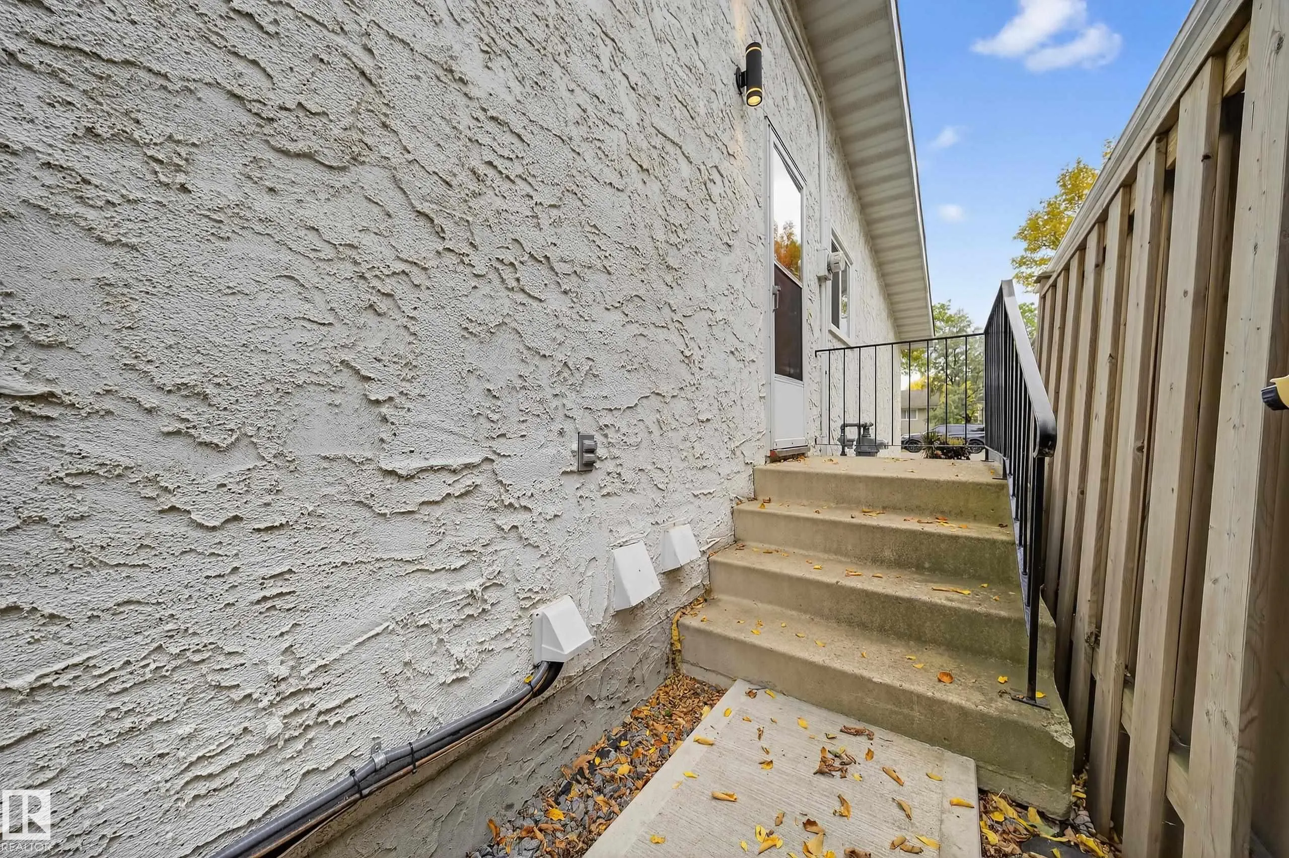 10313 150 Street