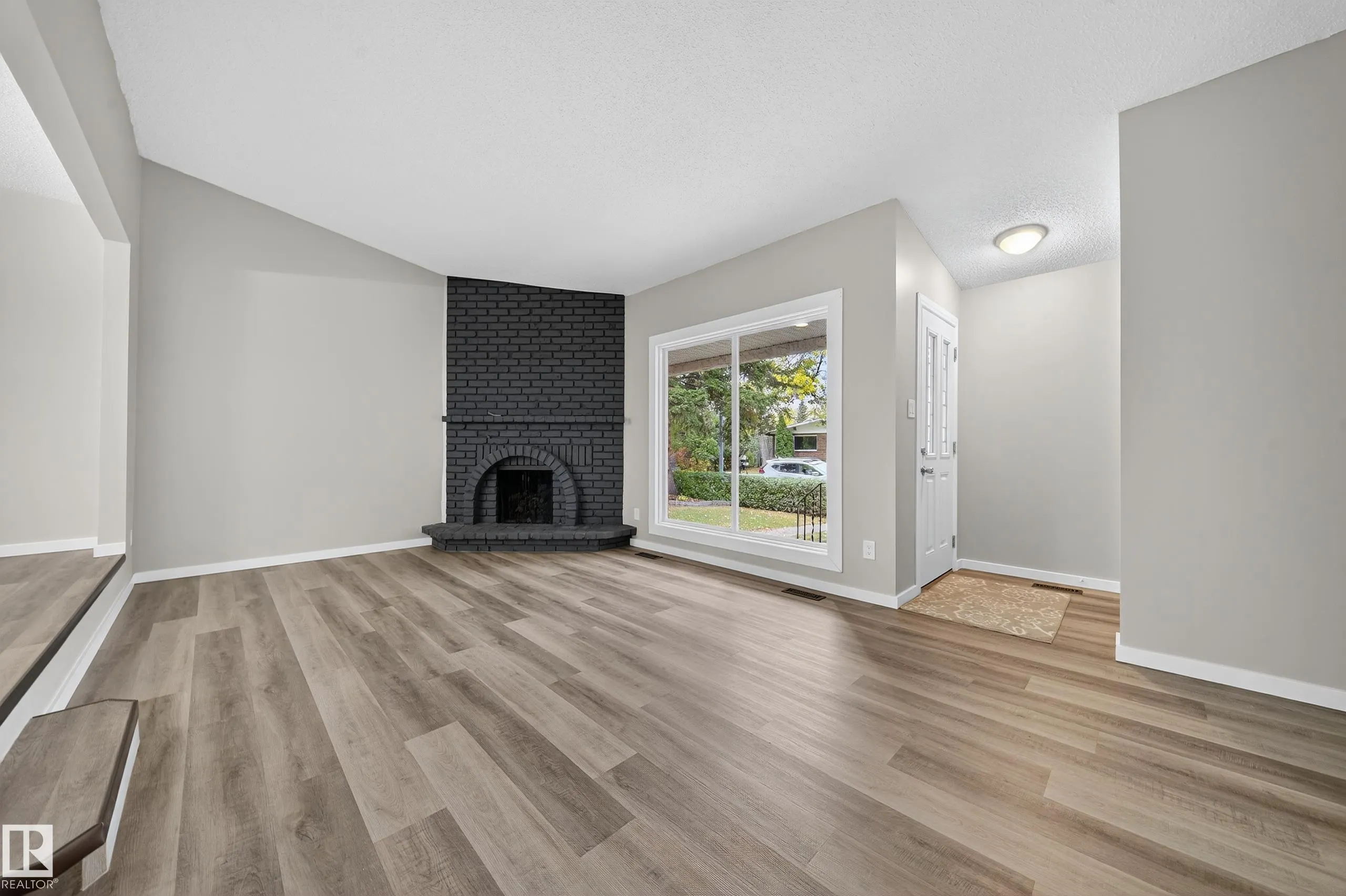 10313 150 Street