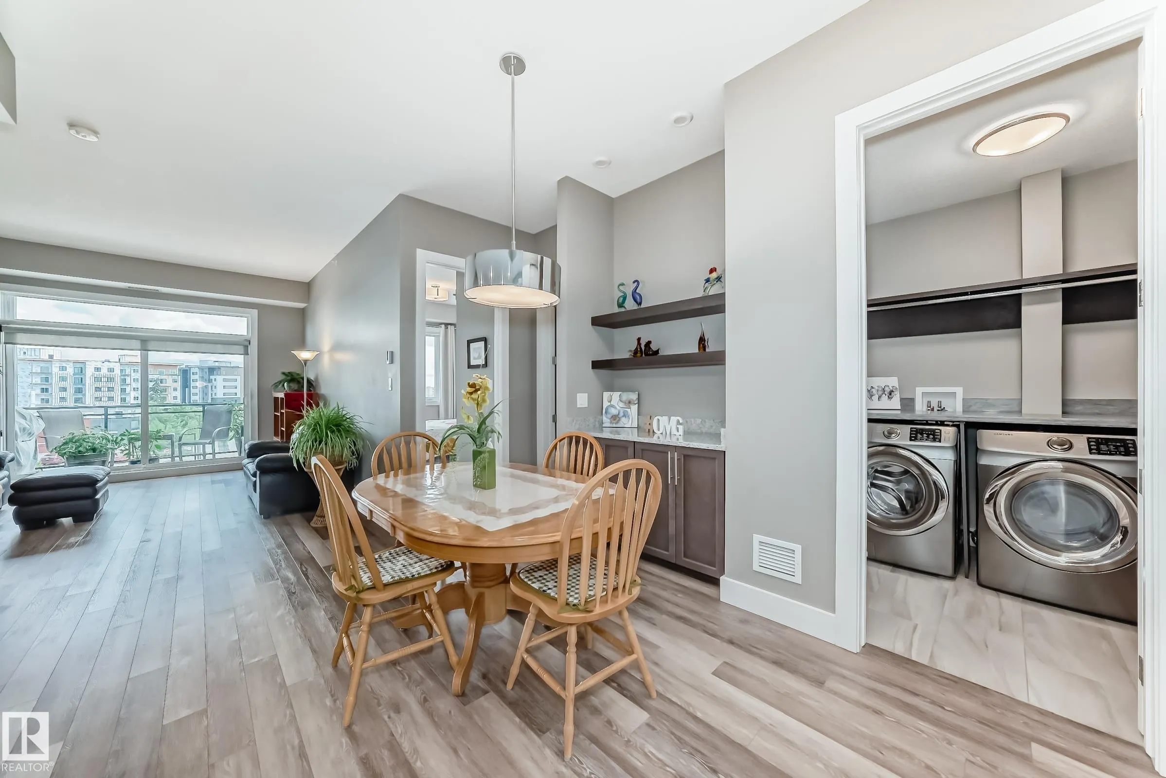524 GRIESBACH Parade