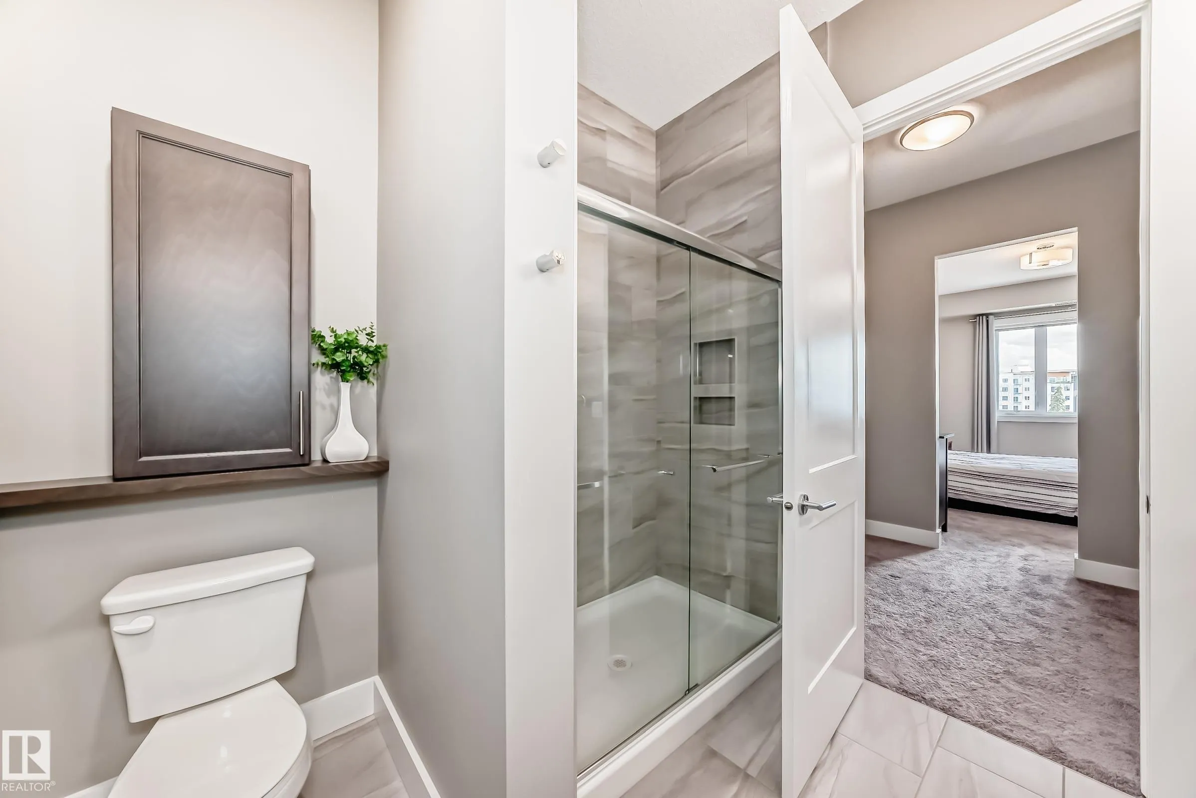 524 GRIESBACH Parade