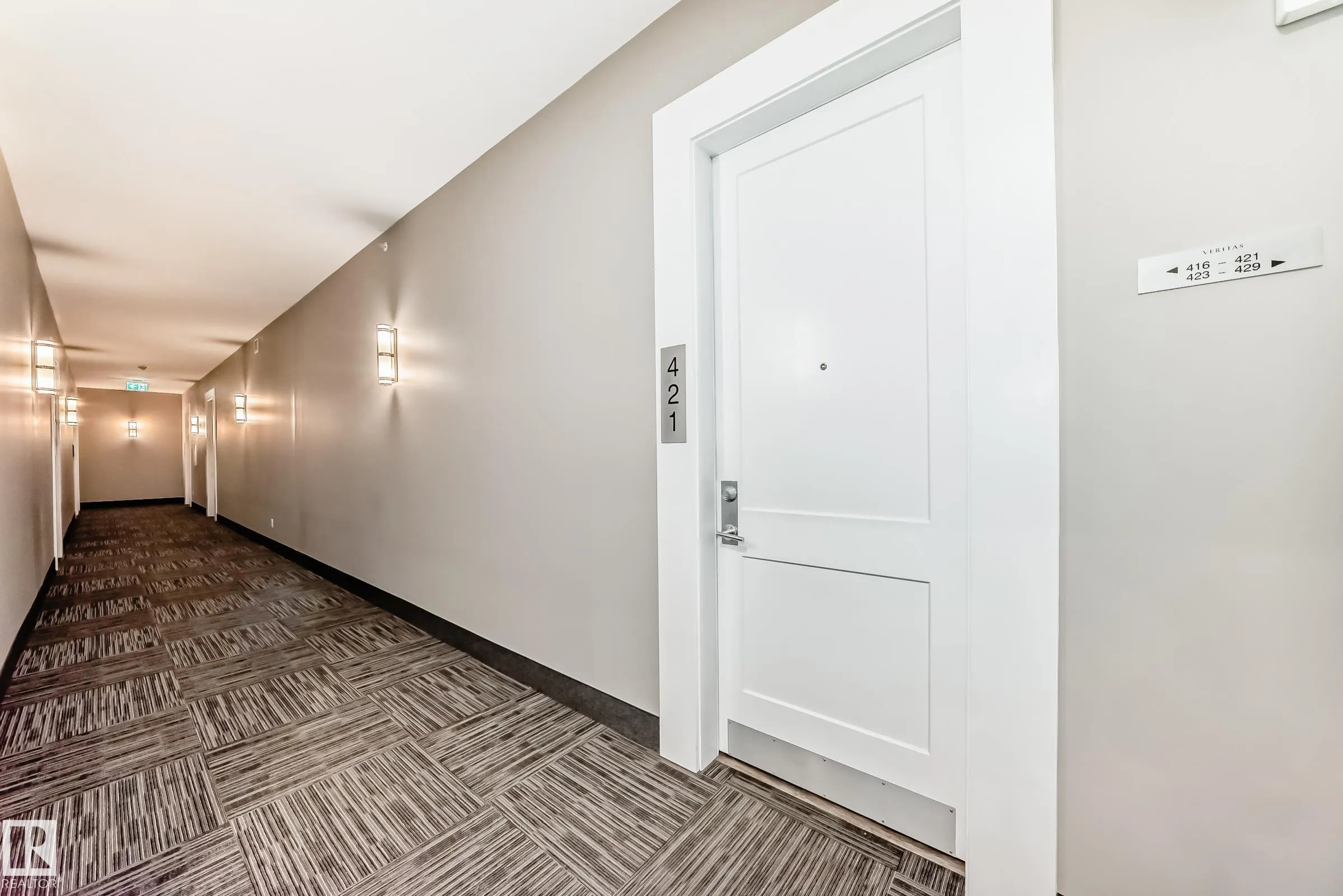 524 GRIESBACH Parade