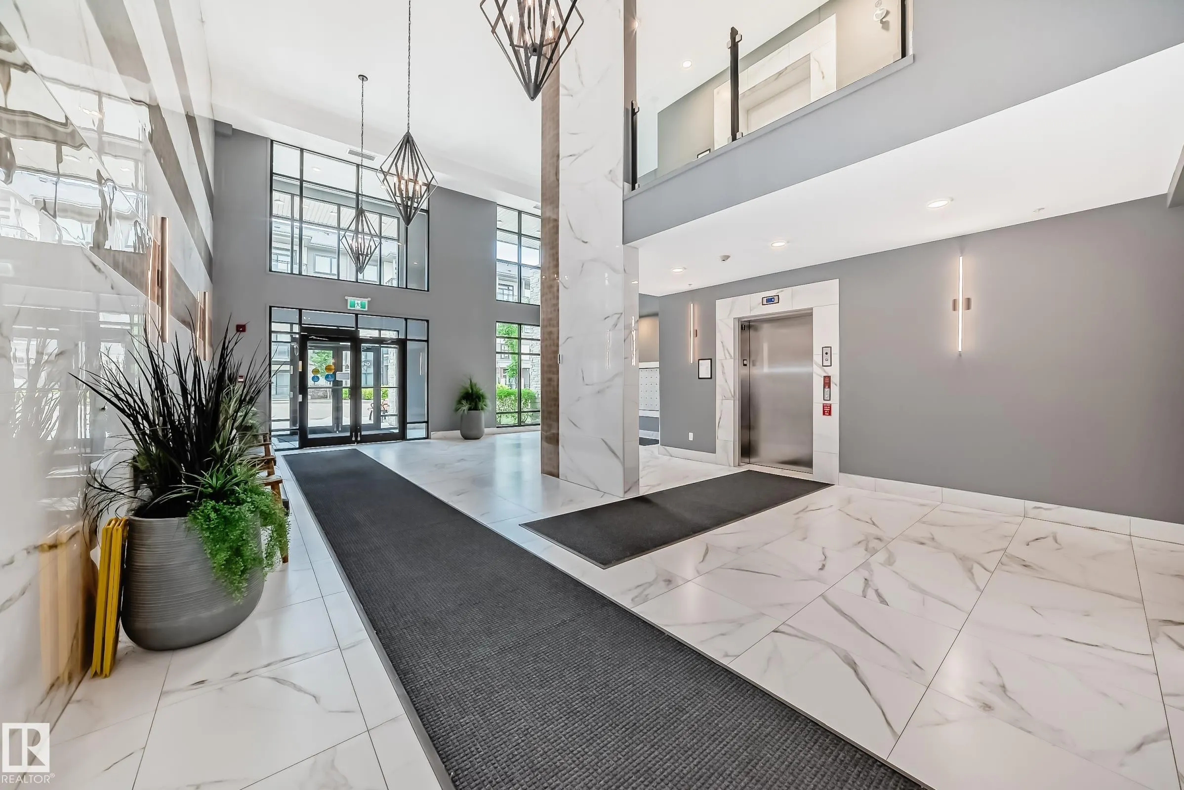 524 GRIESBACH Parade