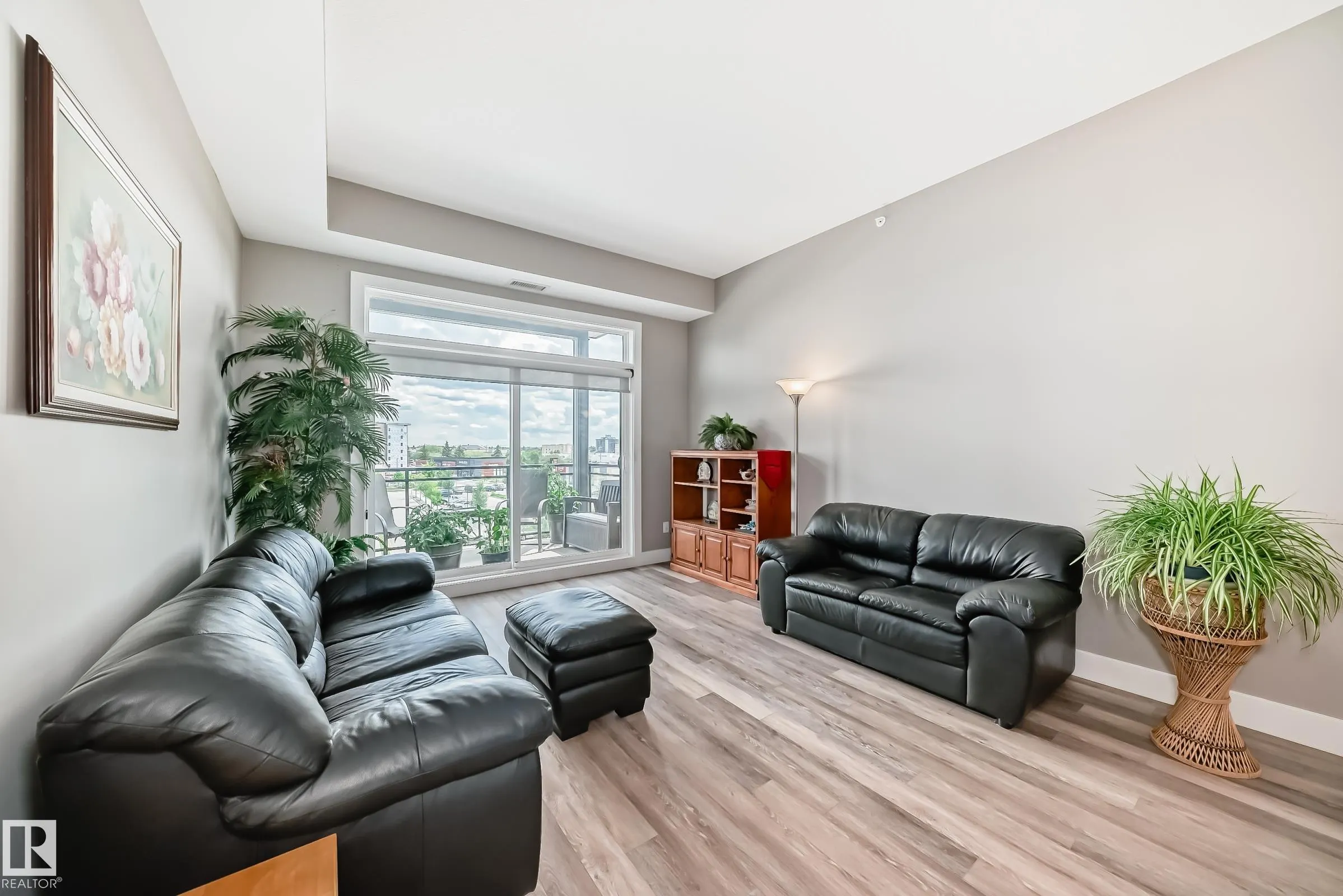 524 GRIESBACH Parade
