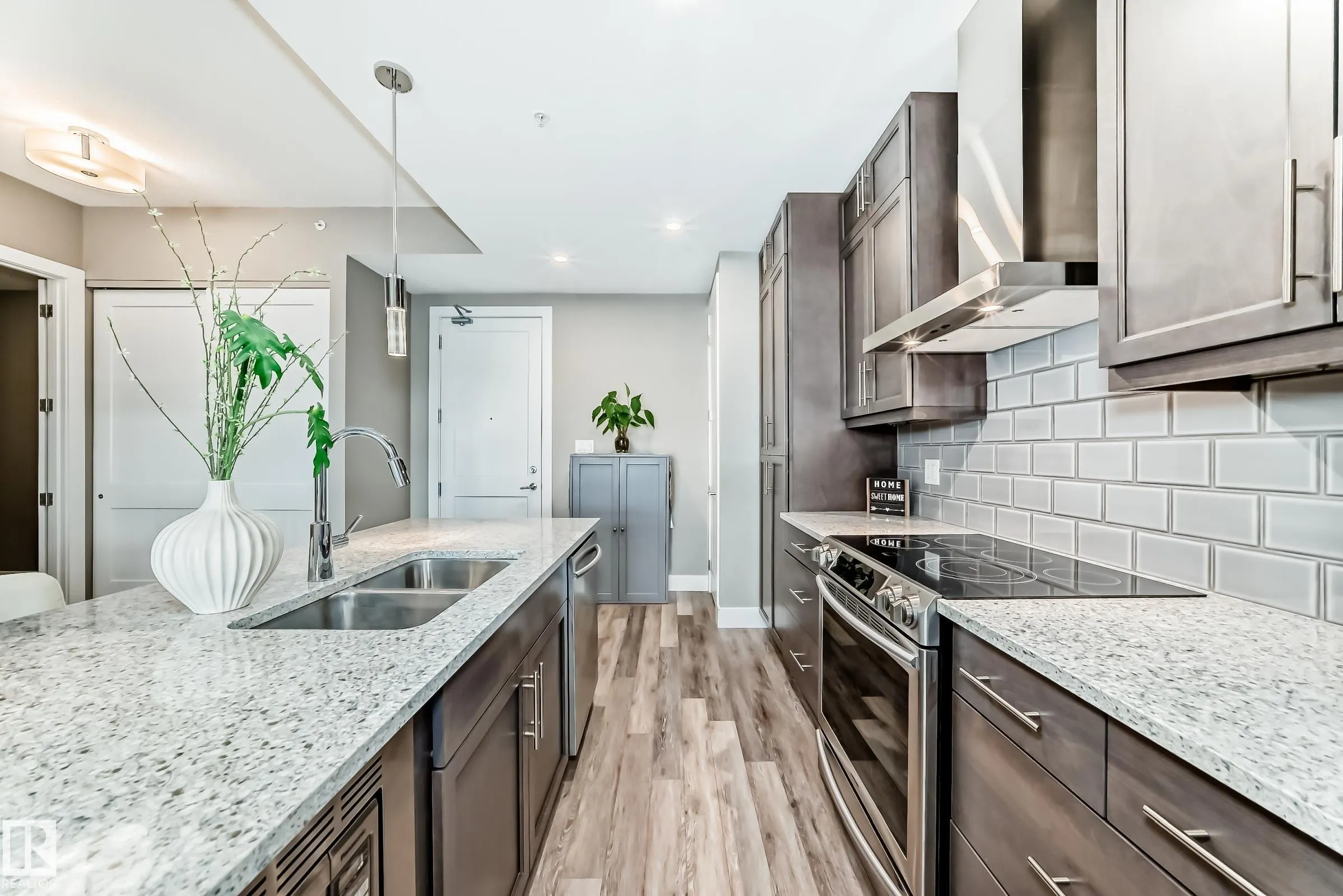 524 GRIESBACH Parade