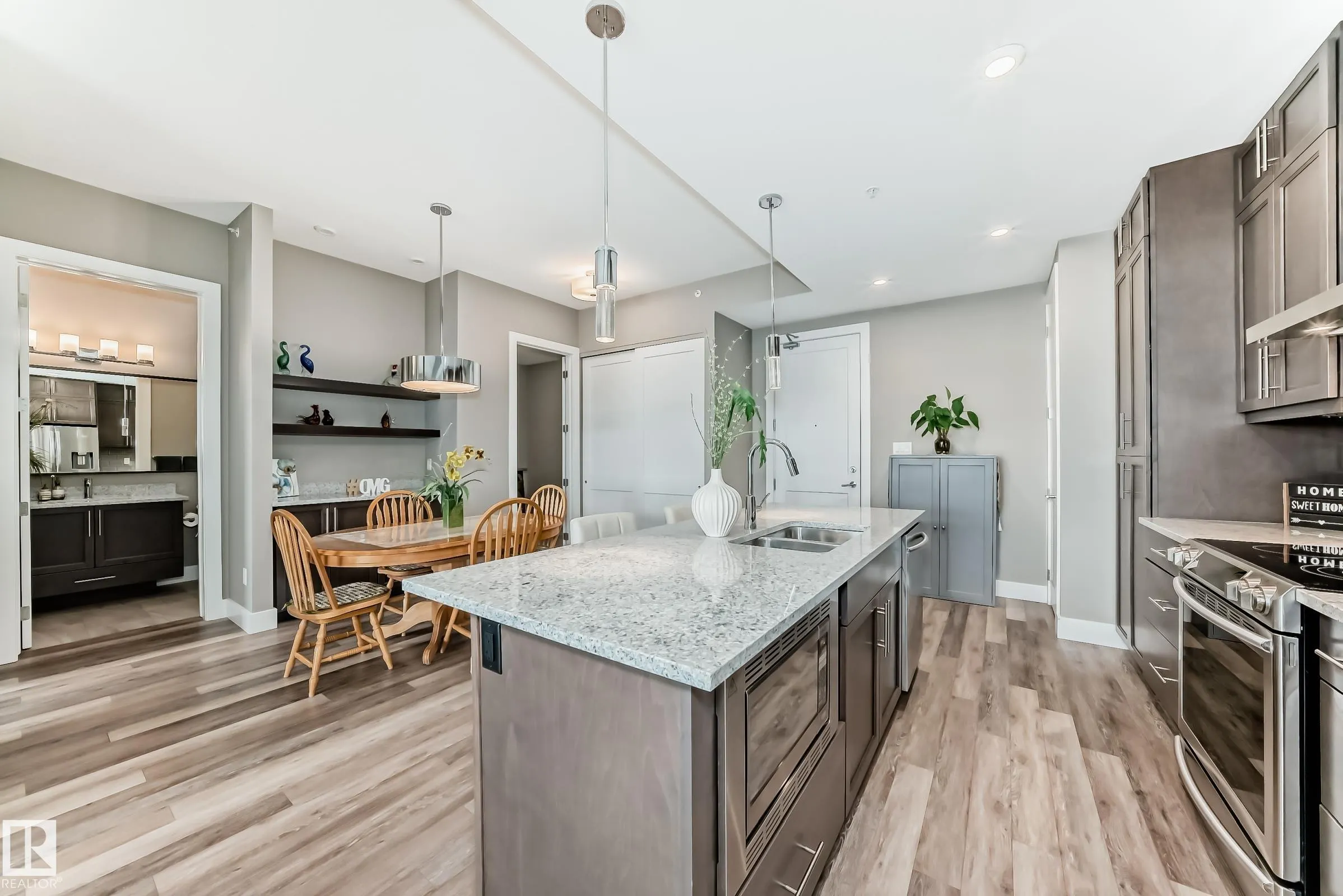 524 GRIESBACH Parade