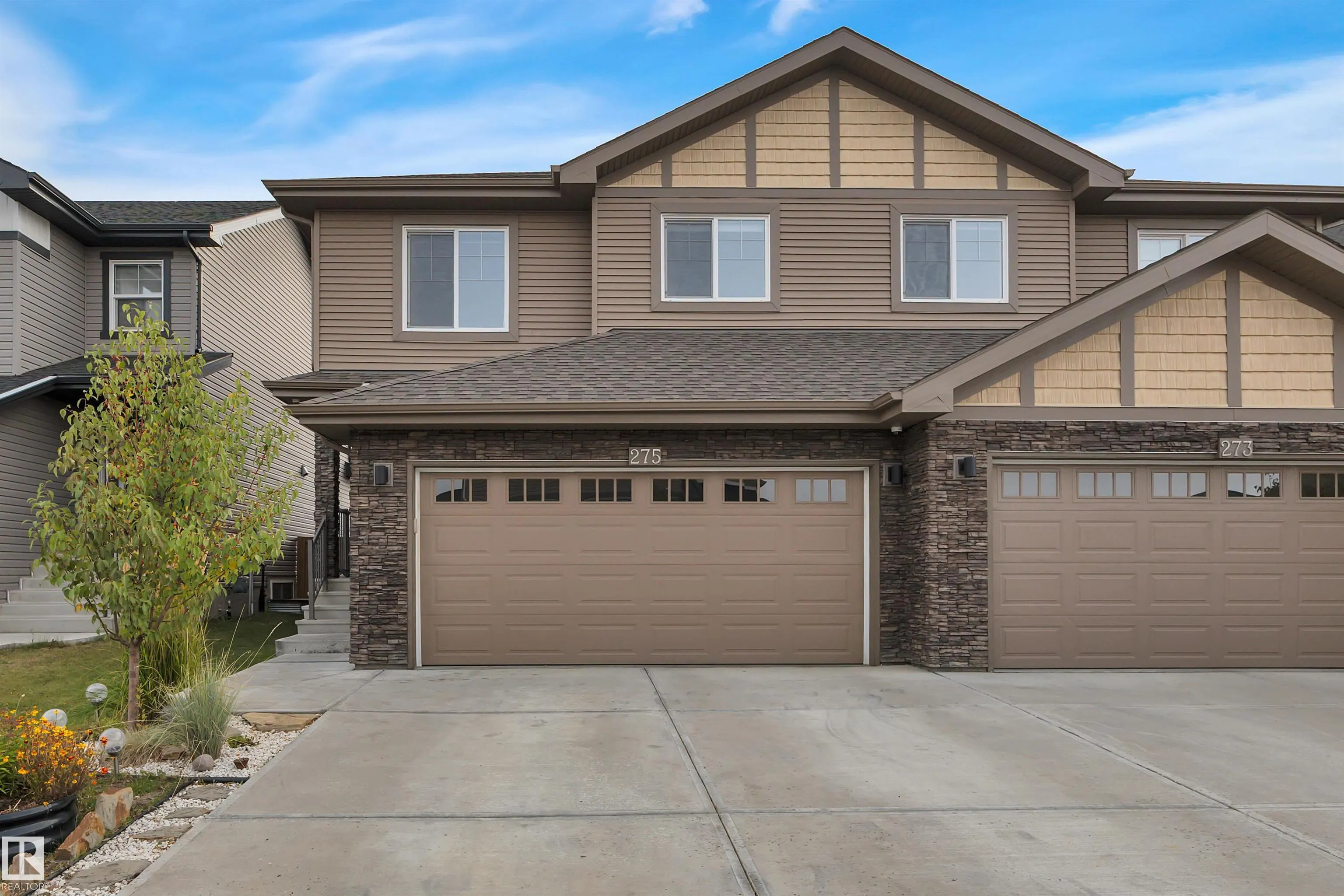 275 LARCH Crescent