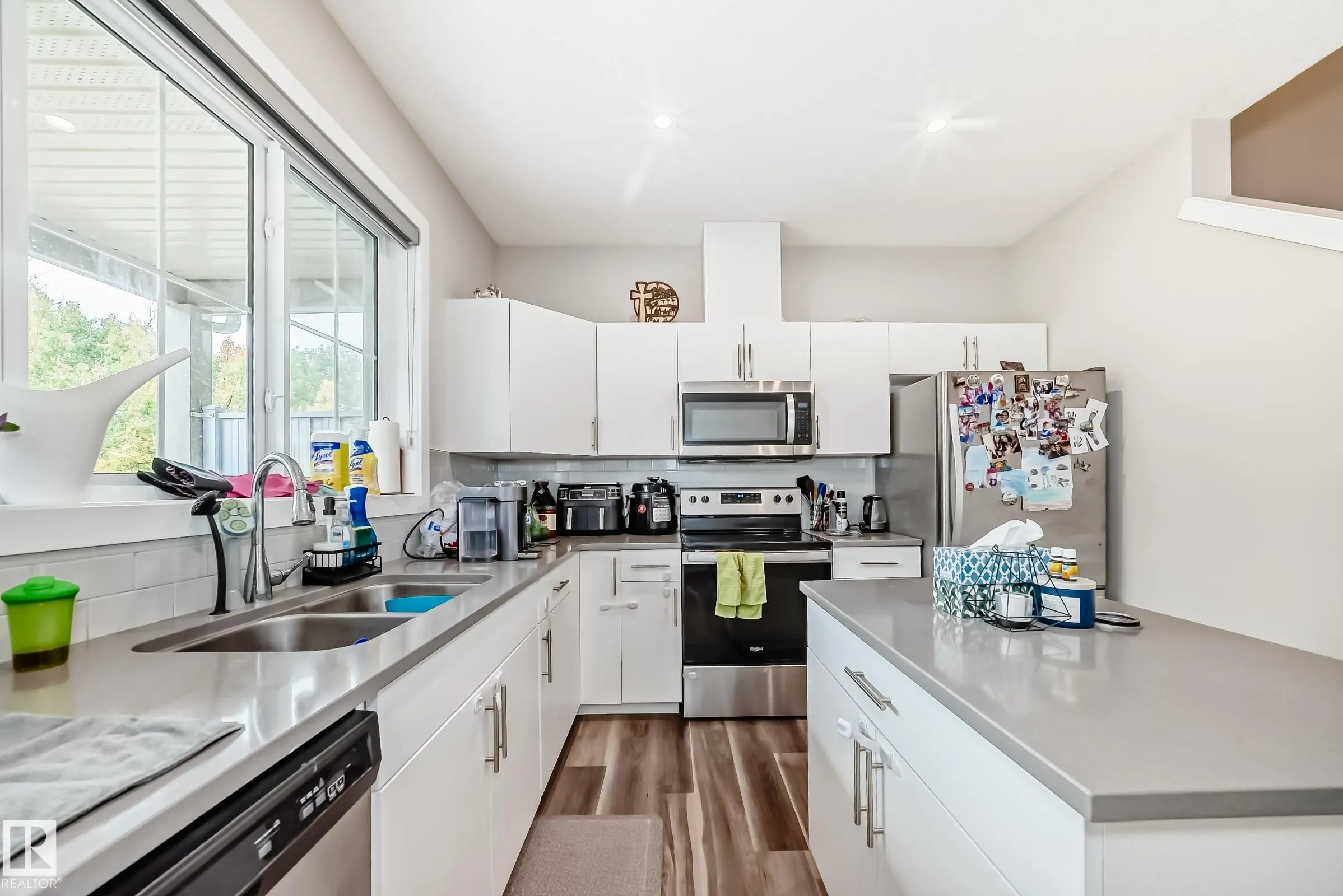 1051 GRAYDON HILL Boulevard