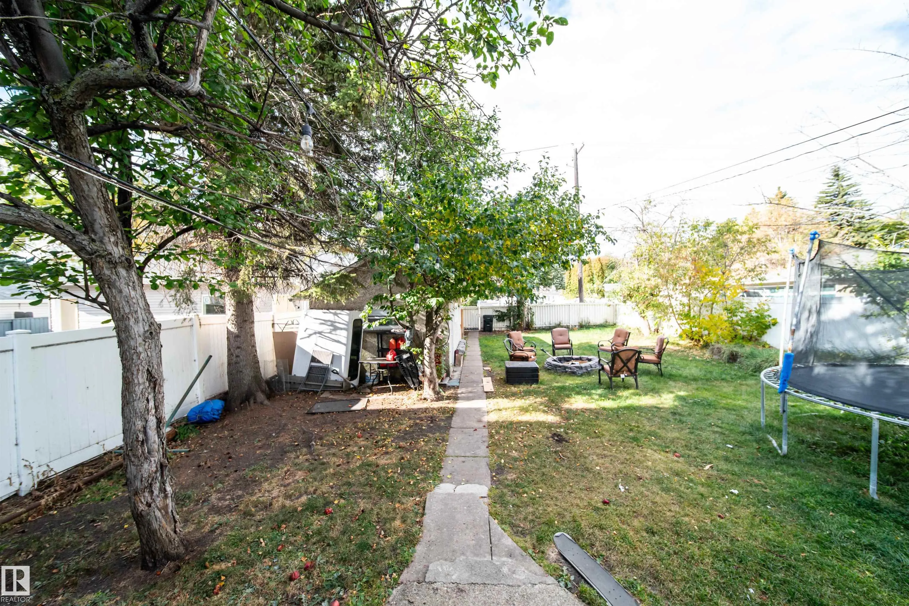 7910 75 Street