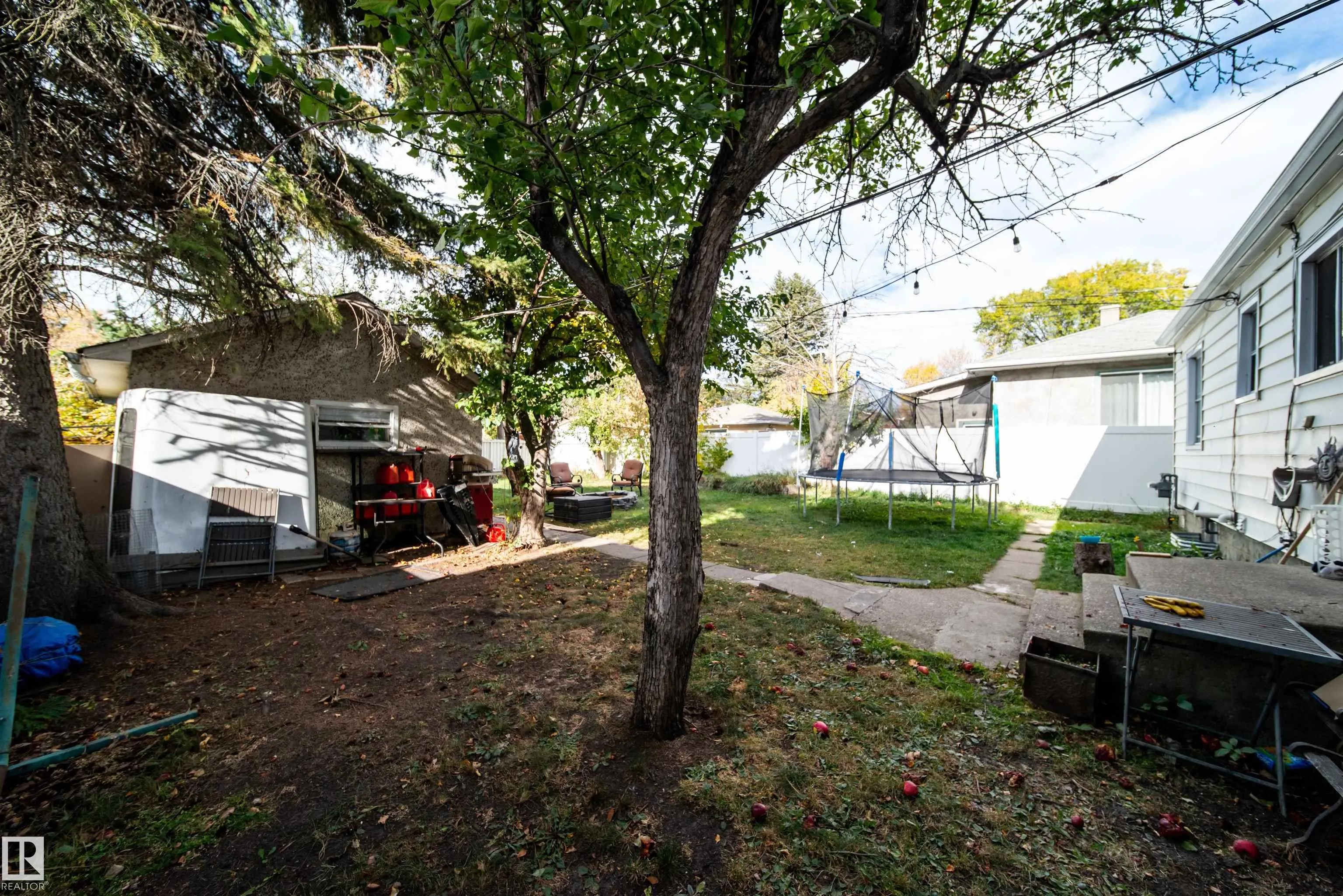 7910 75 Street