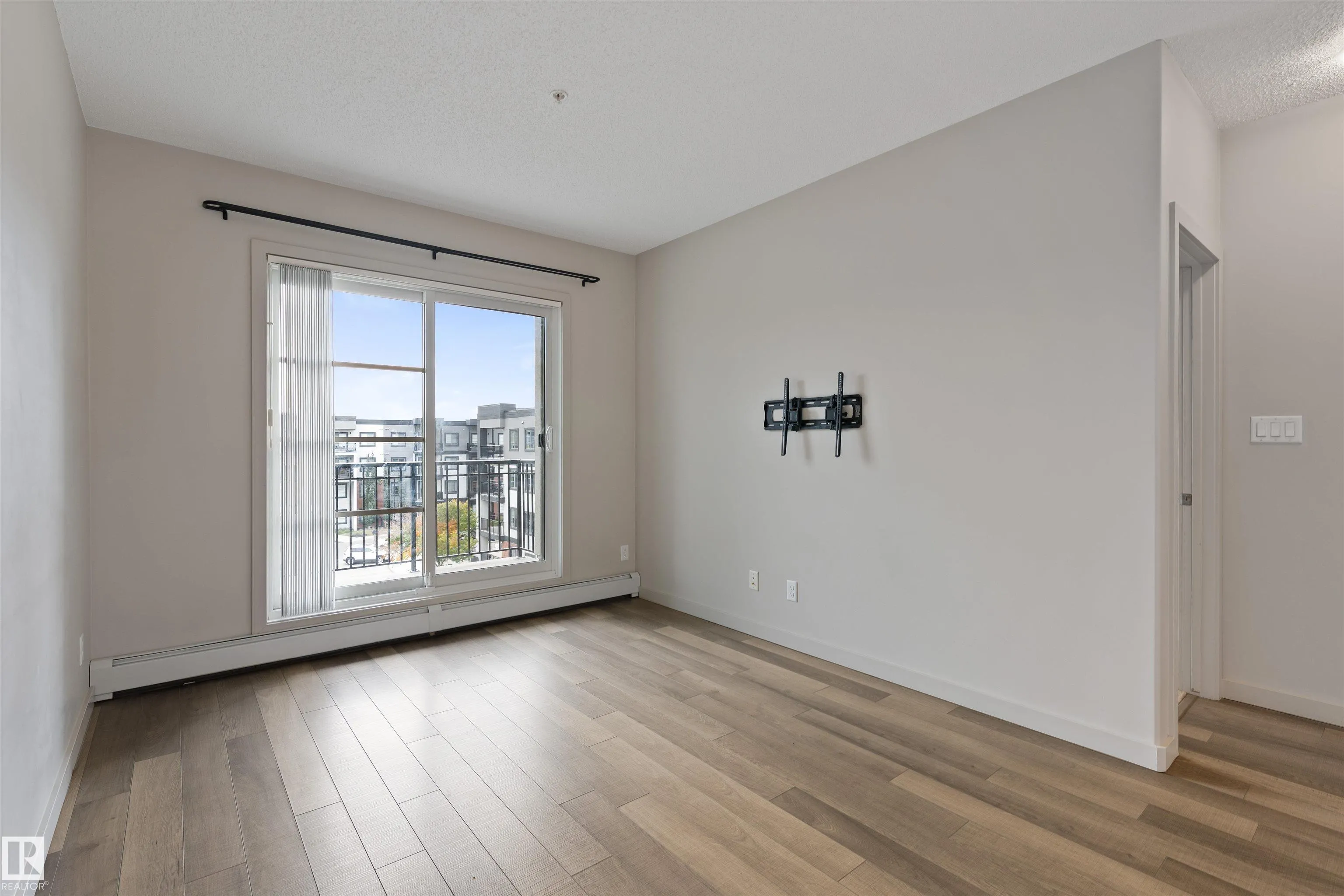 1144 ADAMSON Drive