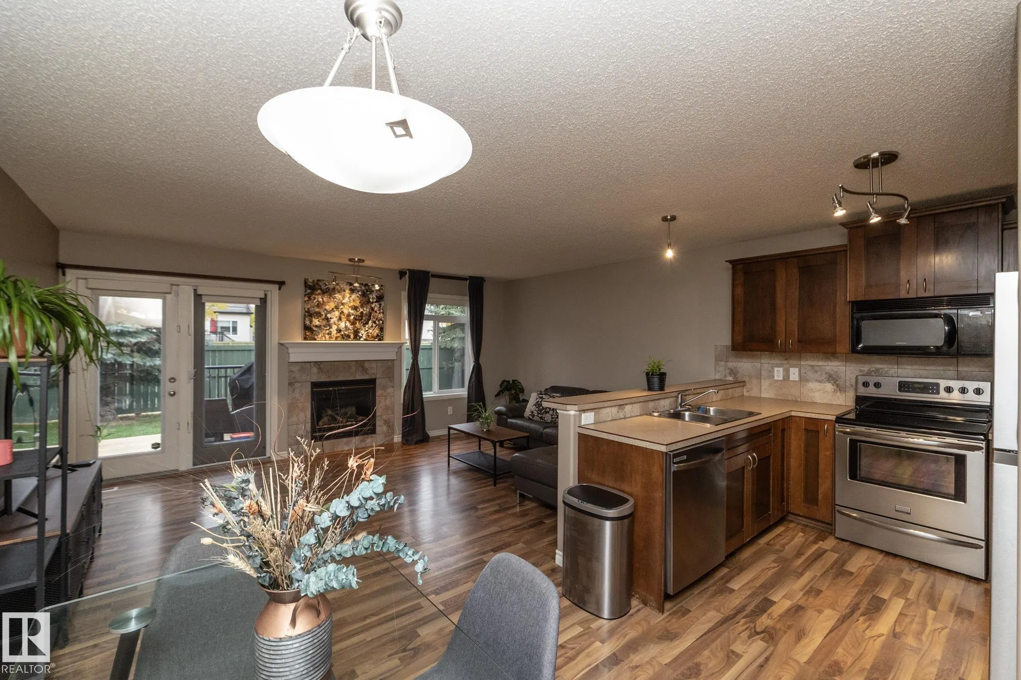 10 WOODCREST